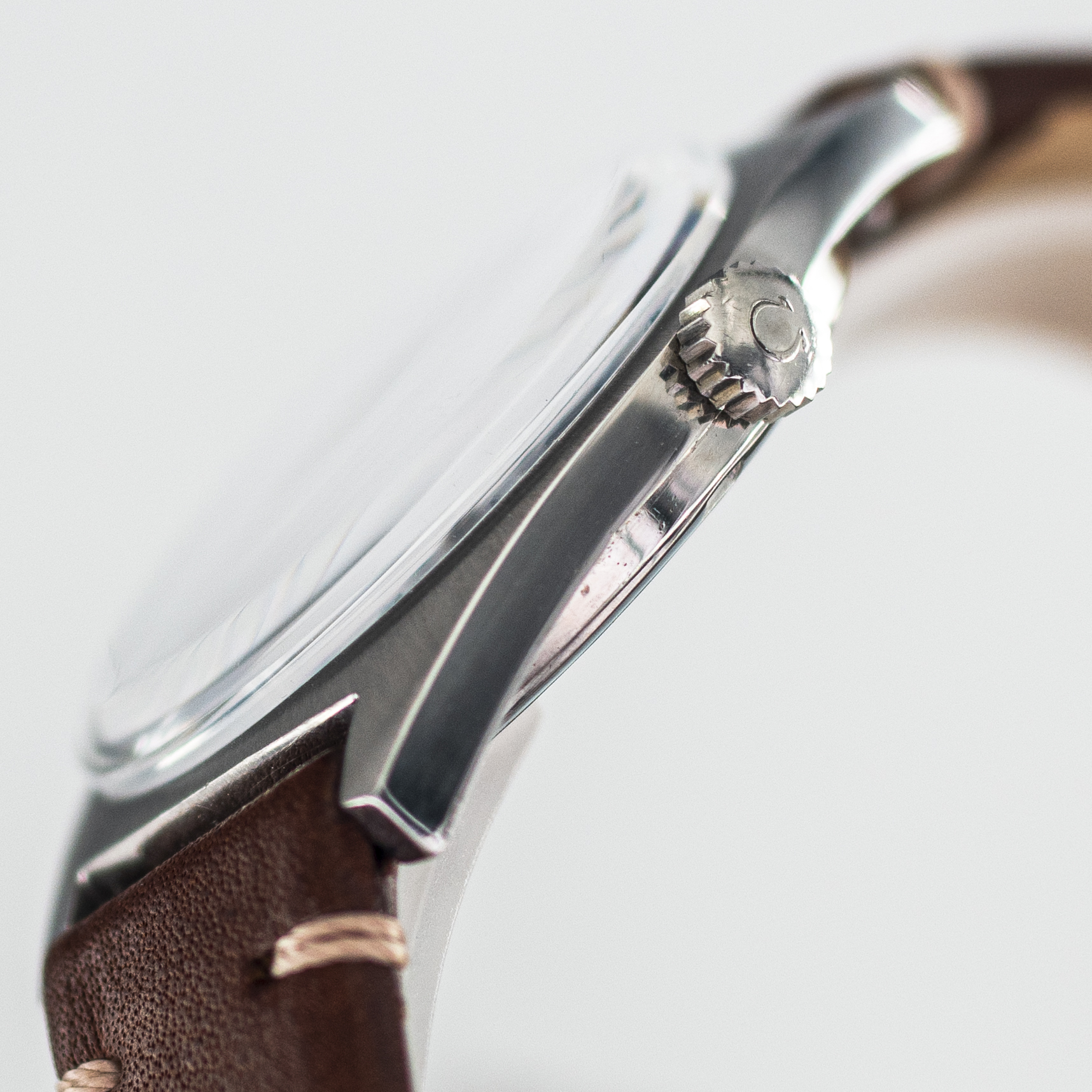 0701_marcels_watch_group_vintage_wristwatch_1970_omega_135.041_geneve_03