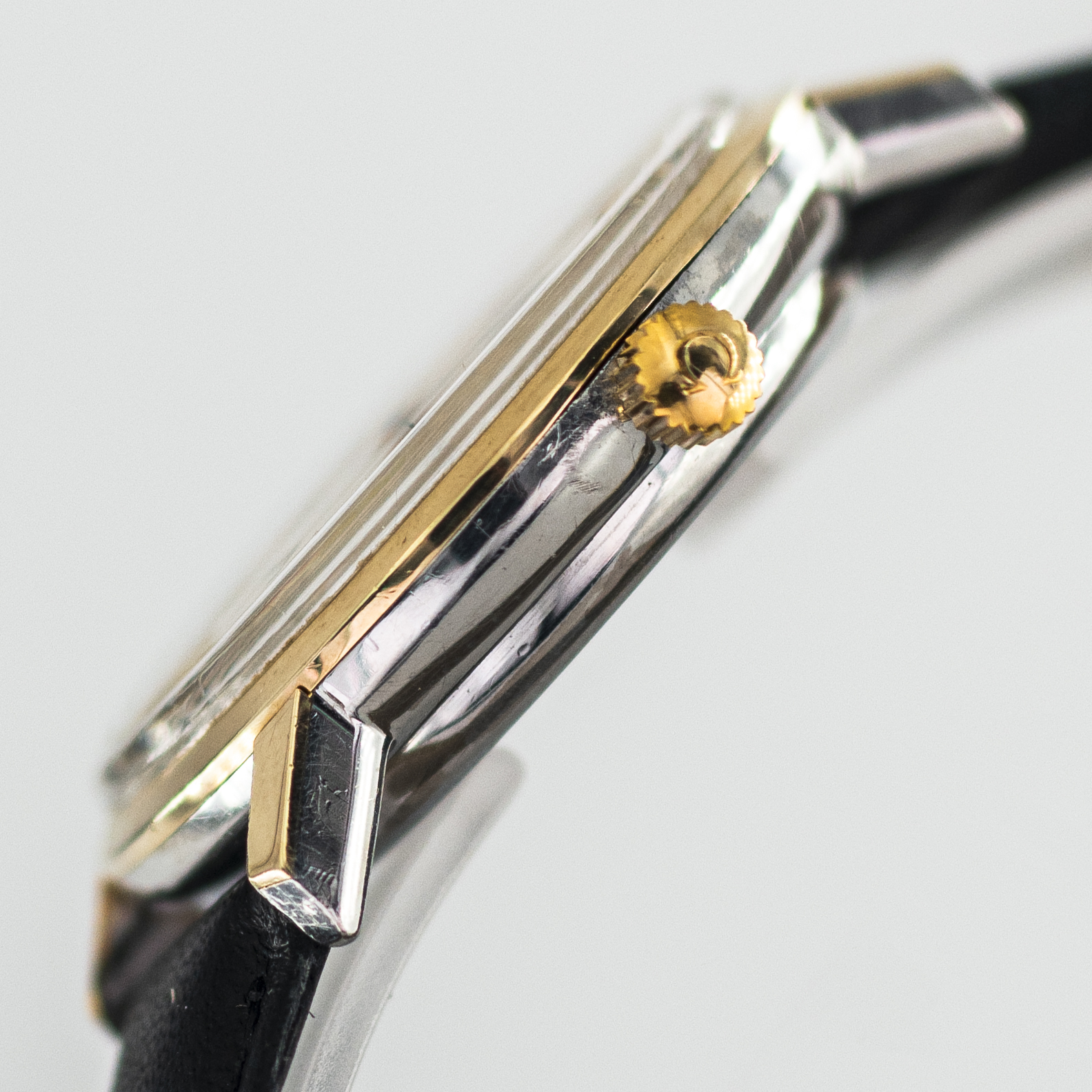 0863_marcels_watch_group_vintage_wristwatch_1972_omega_166.9020_geneve_09