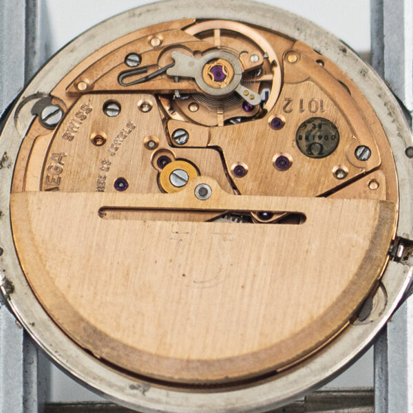0863_marcels_watch_group_vintage_wristwatch_1972_omega_166.9020_geneve_21