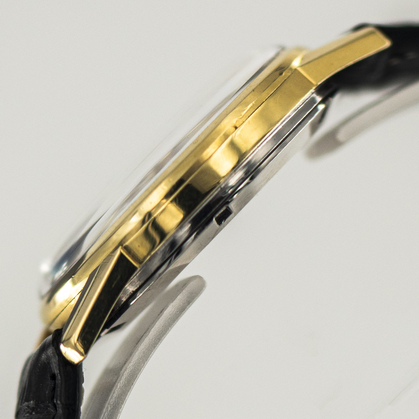 0997_marcels_watch_group_vintage_watch_longines_flagship_024