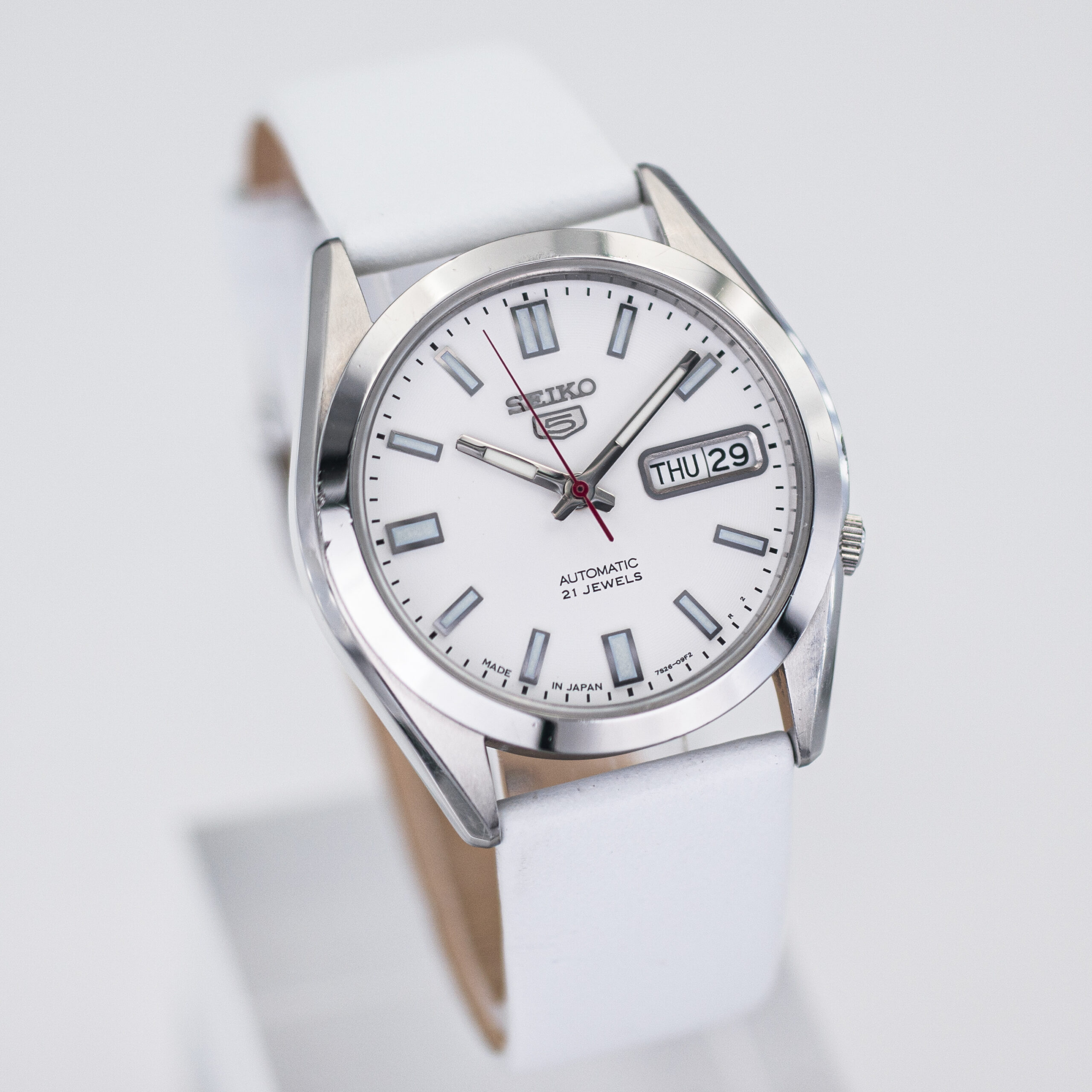 1066_marcels_watch_group_wrist_watch_seiko_5_7S26