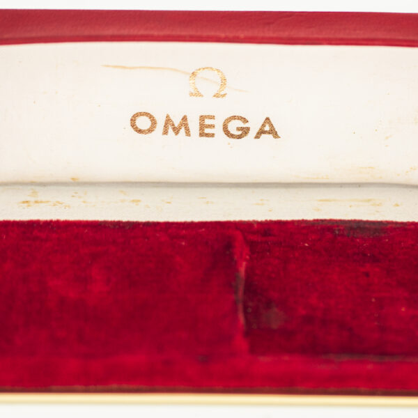 OMB003_marcels_watch_group_omega_vintage_watch_box_05