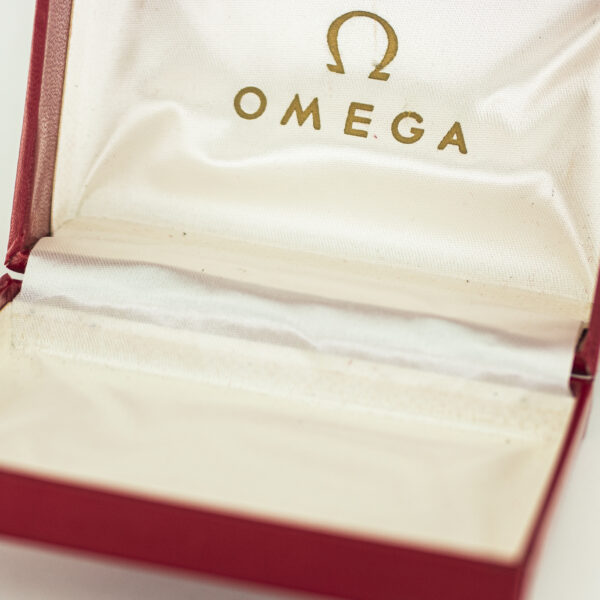 OMB004_marcels_watch_group_omega_vintage_watch_box_06