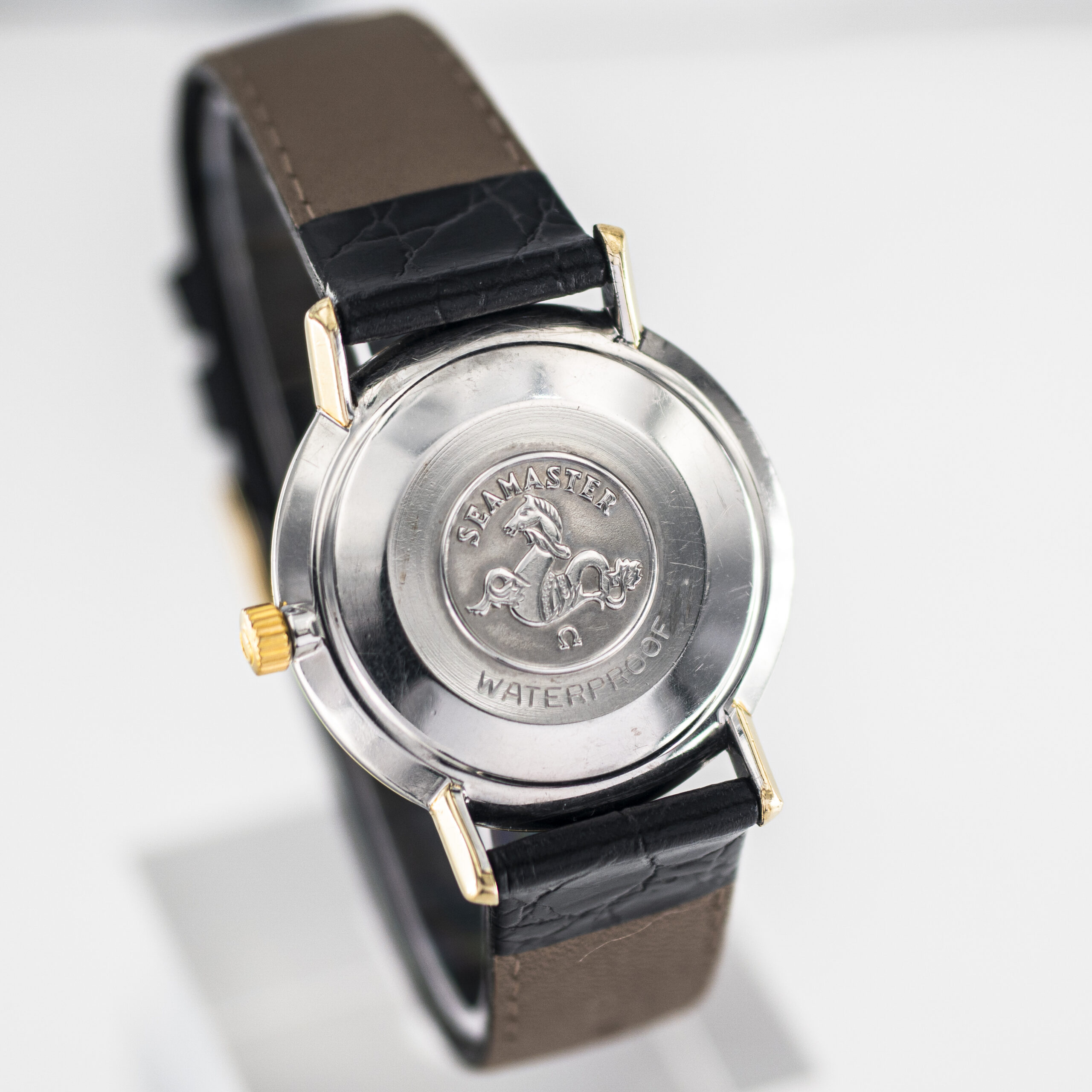 1151_marcels_watch_group_1962_vintage_omega_wristwatch_135.002_seamaster_de_ville_01