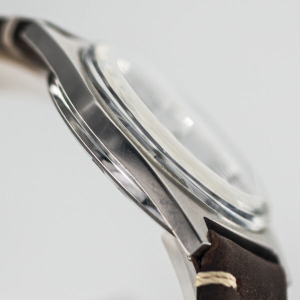 1152_marcels_watch_group_1970_vintage_wristwatch_omega_135.041_geneve_25