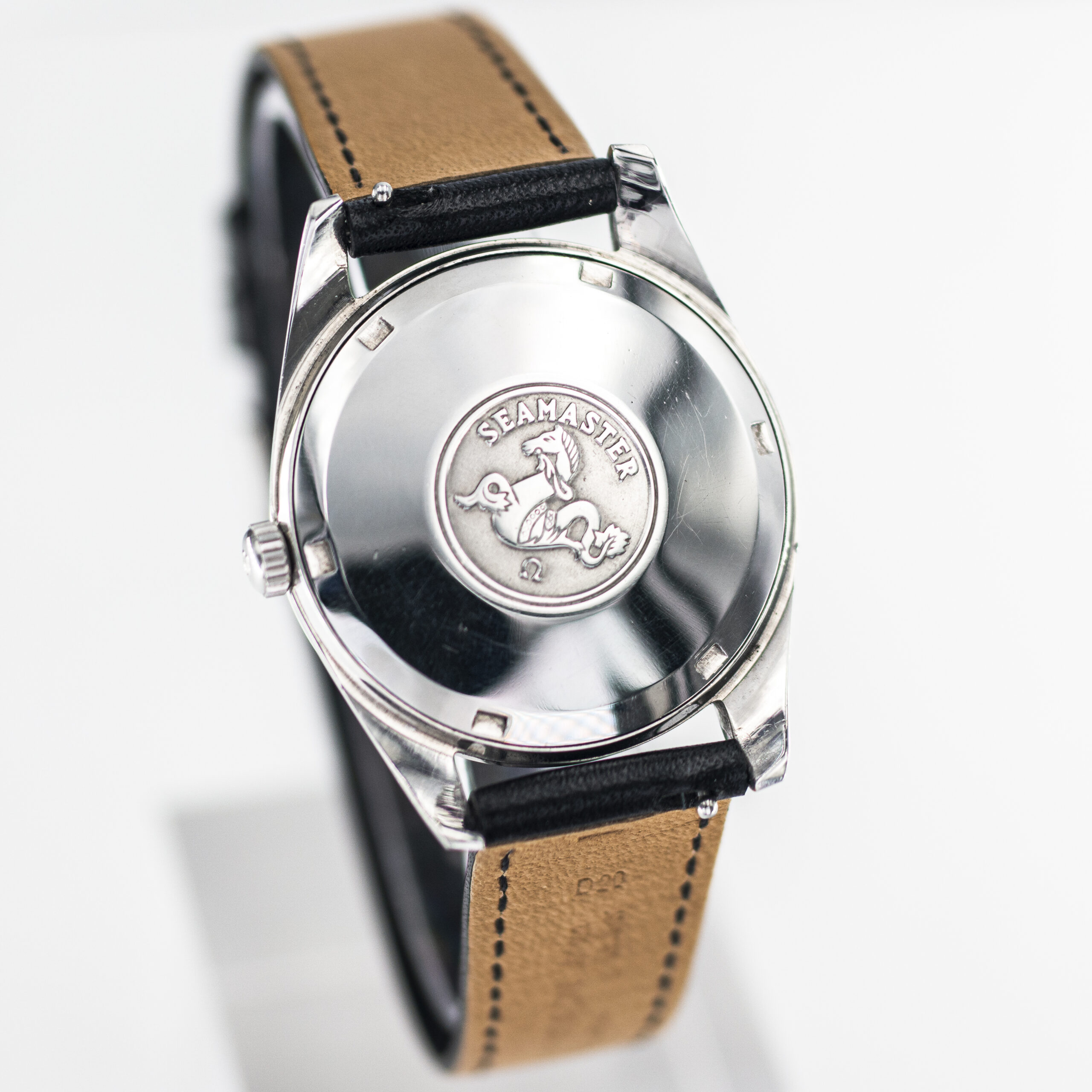 1161_marcels_watch_group_1970_vintage_wristwatch_omega_168.024_seamaster_01