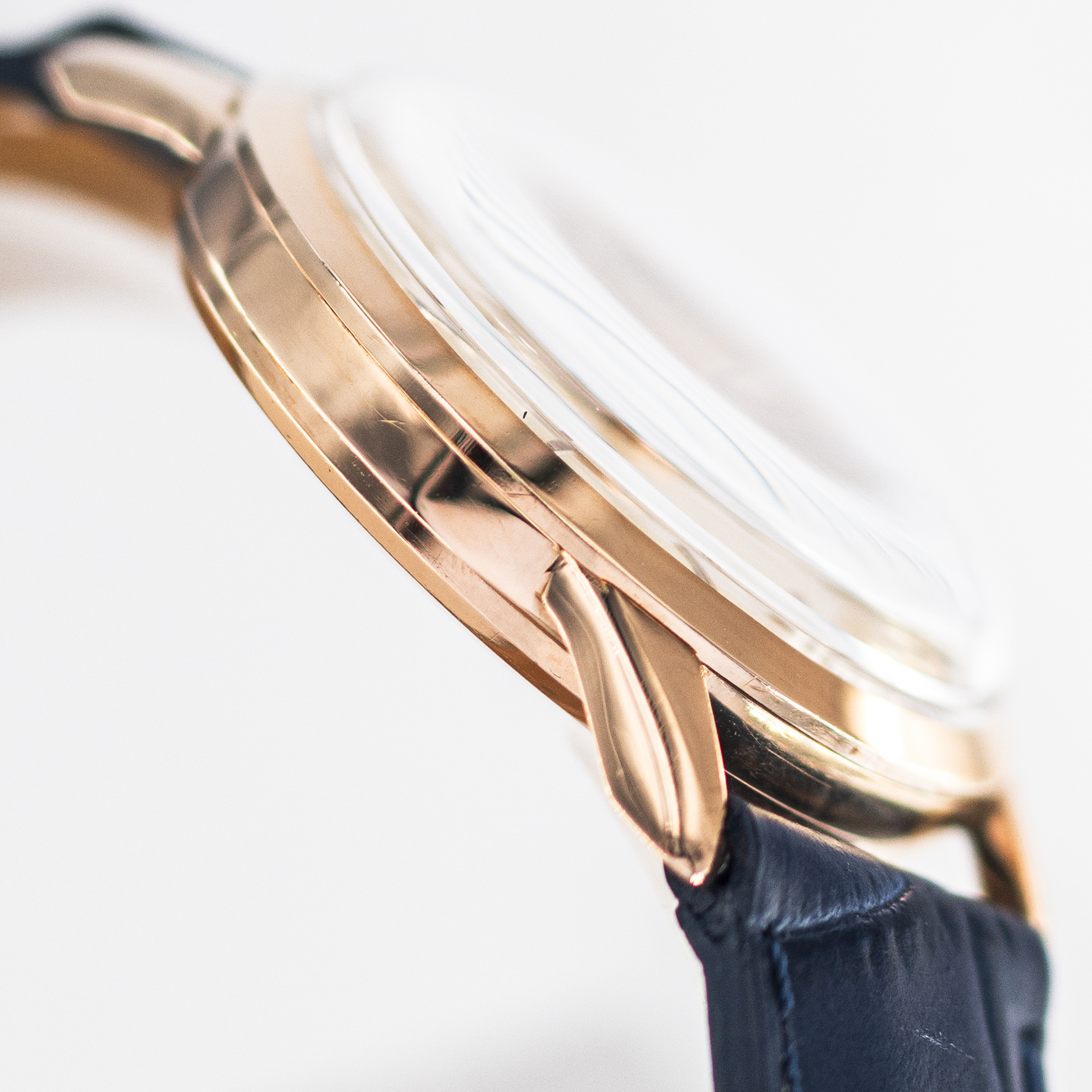 0706_marcels_watch_group_1960_vintage_wristwatch_omega_rose_gold_04