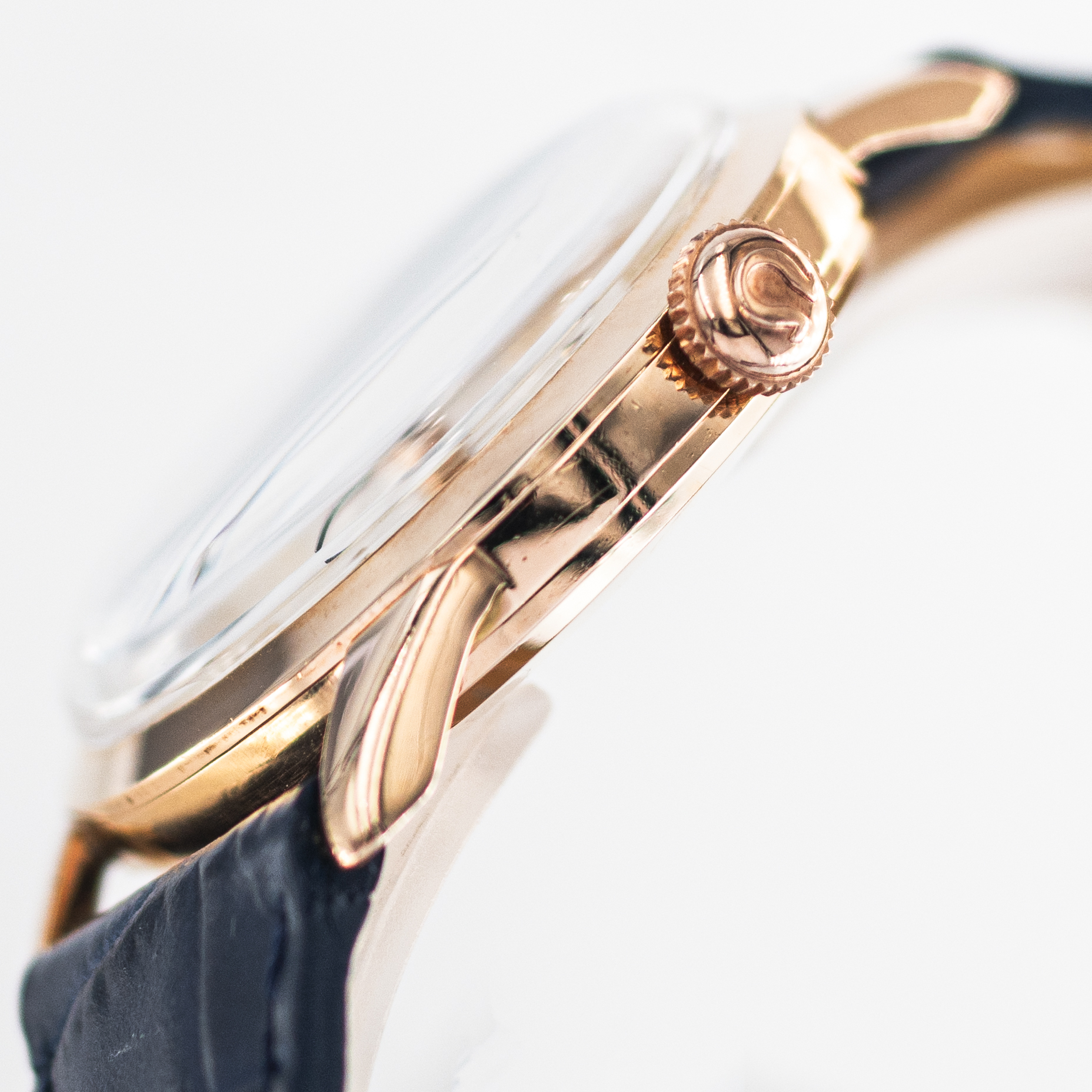 0706_marcels_watch_group_1960_vintage_wristwatch_omega_rose_gold_08