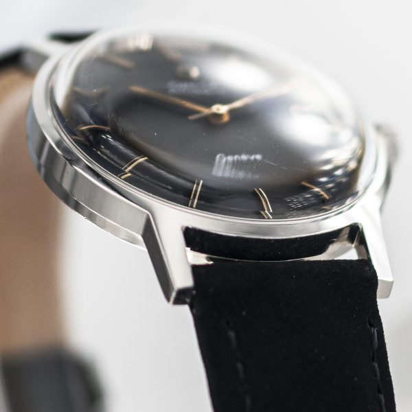1160_marcels_watch_group_1968_vintage_wristwatch_omega_166.007_geneve_07