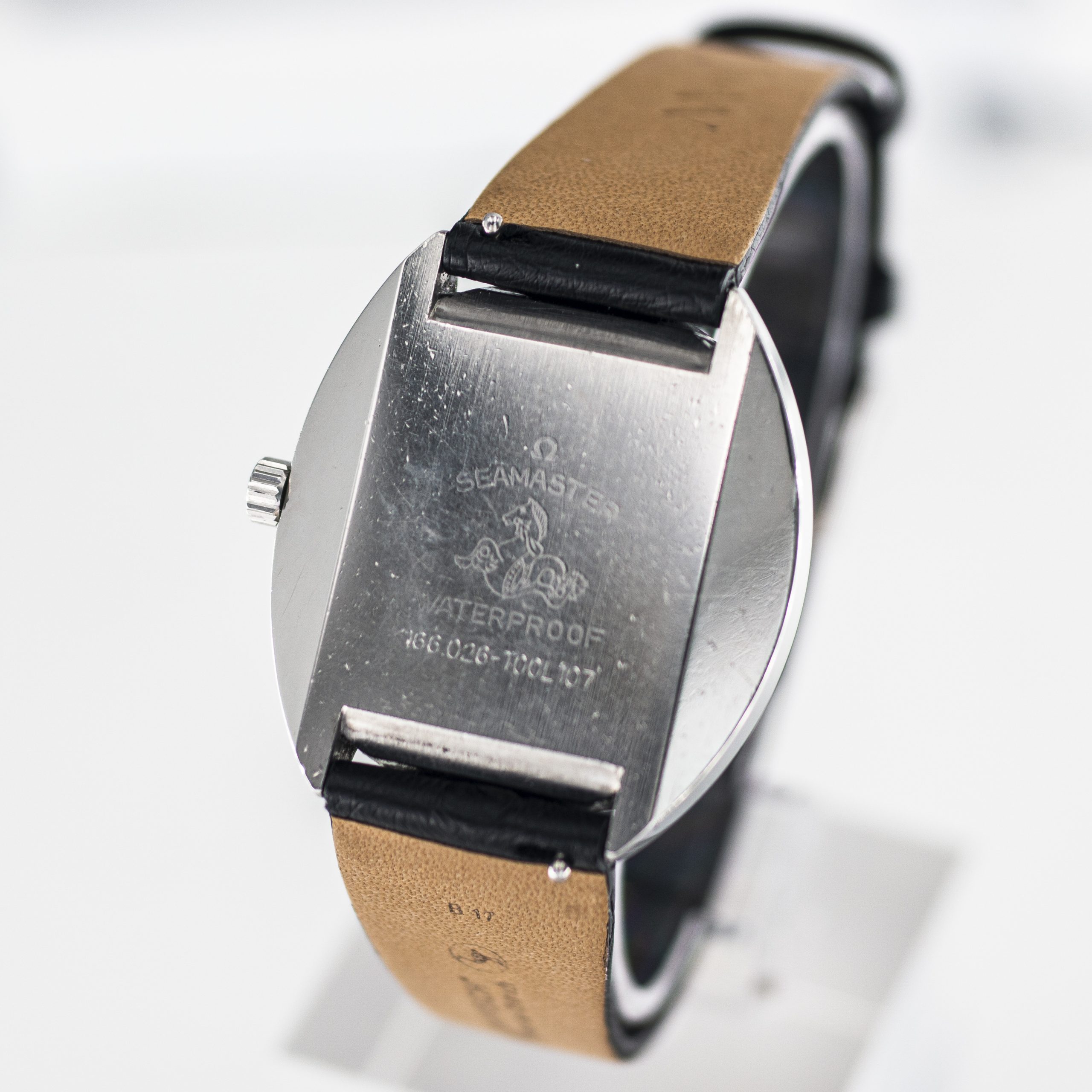 1165_marcels_watch_group_vintage_wristwatch_1968_omega_166.026_seamaster_cosmic_02