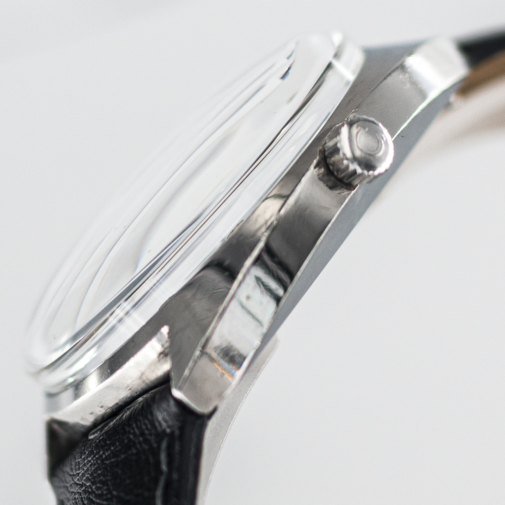 1165_marcels_watch_group_vintage_wristwatch_1968_omega_166.026_seamaster_cosmic_11