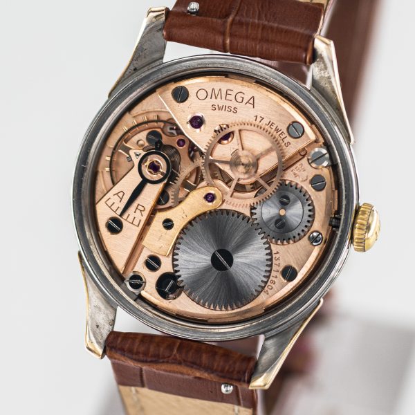 1166_marcels_watch_group_1952_vintage_wristwatch_omega_2640_02