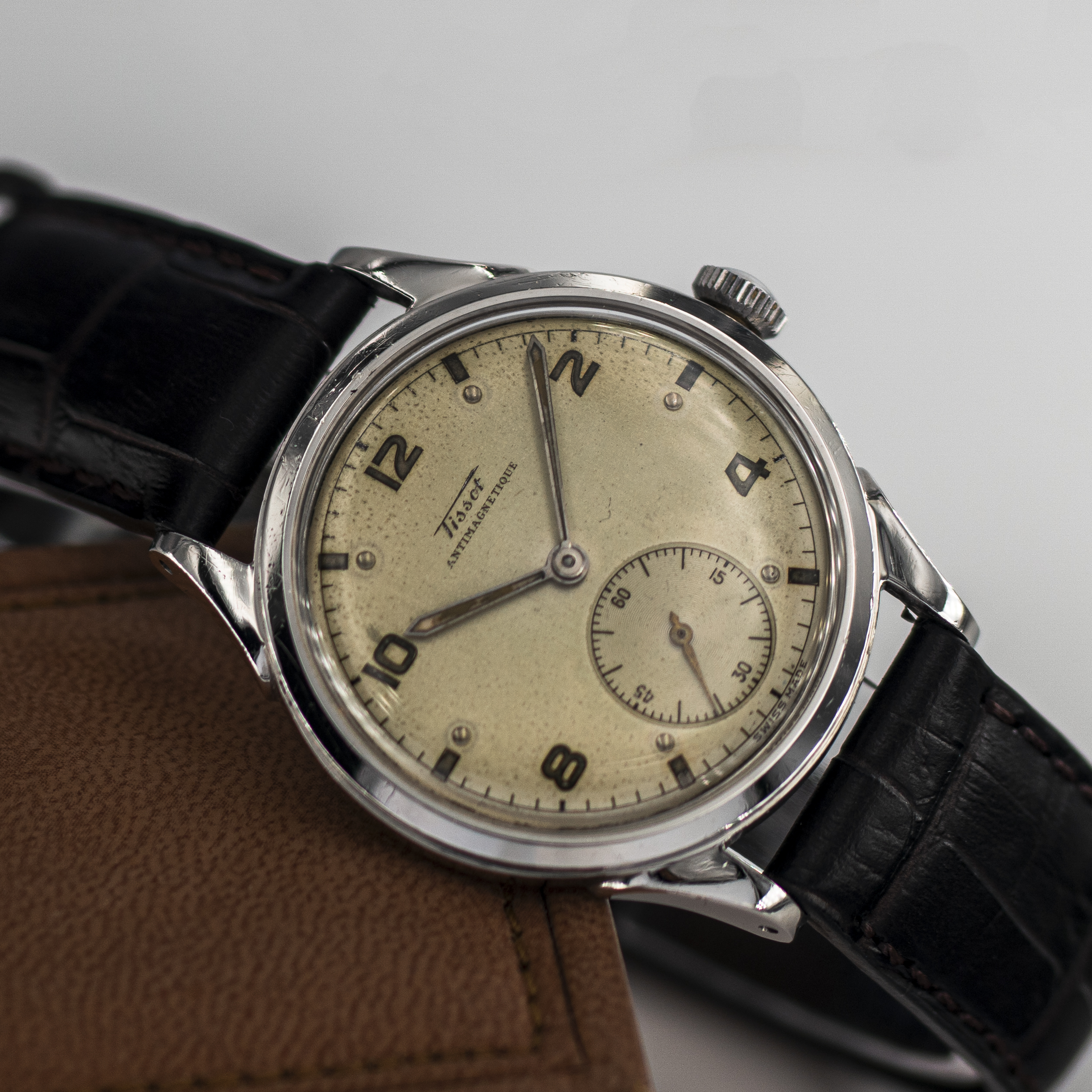 1179_marcels_watch_group_1950_vintage_wristwatch_Tissot_6605