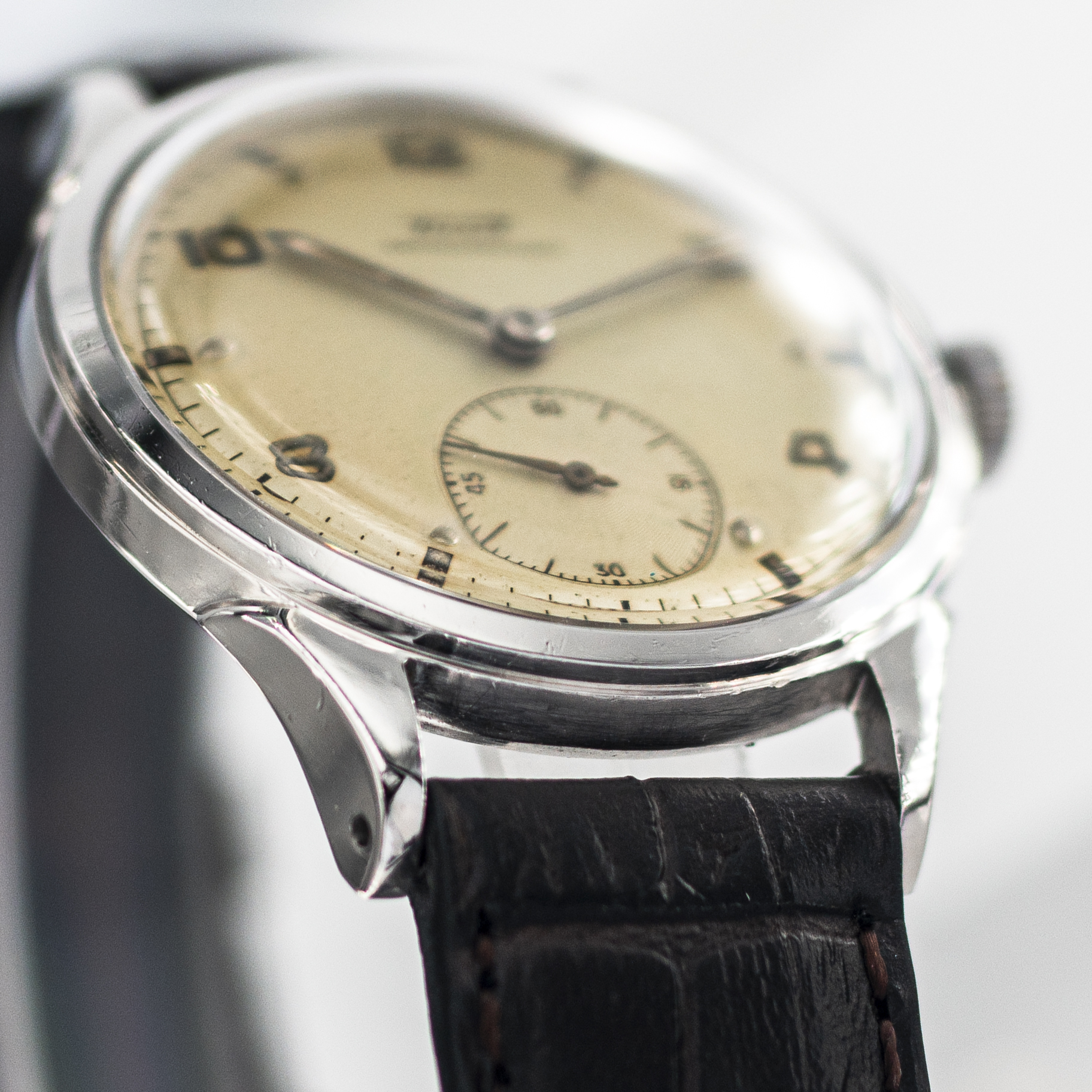 1179_marcels_watch_group_1950_vintage_wristwatch_Tissot_6605