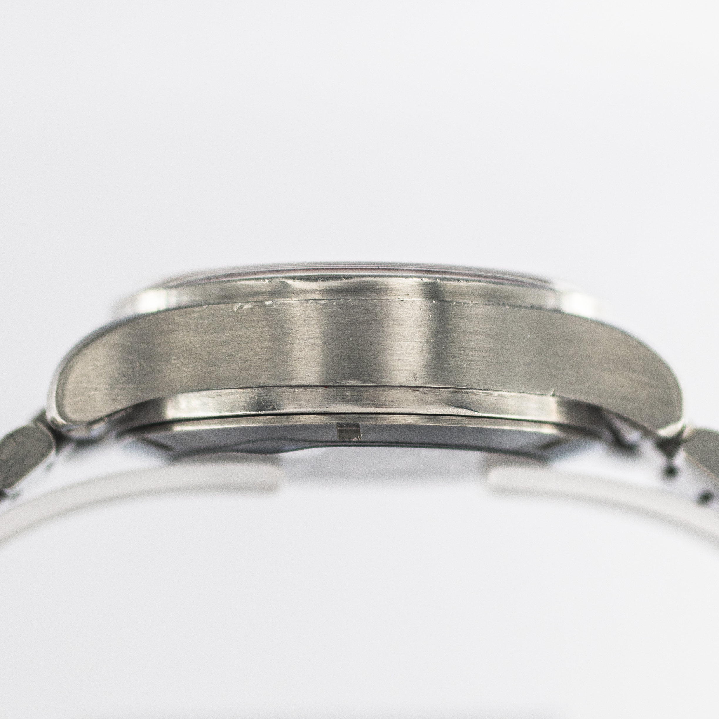 1145_marcels_watch_group_vinage_wristwatch_2003_omega_175.0310_dynamic_09