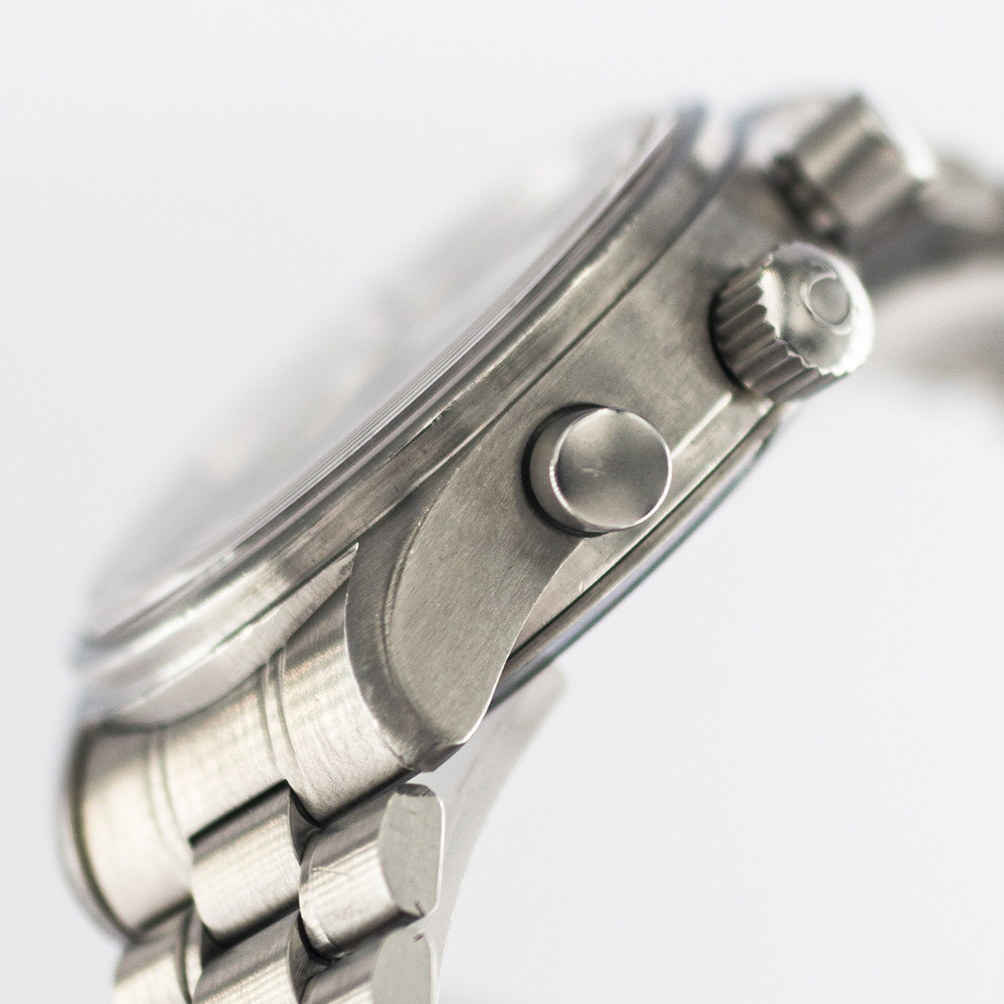 1145_marcels_watch_group_vinage_wristwatch_2003_omega_175.0310_dynamic_11