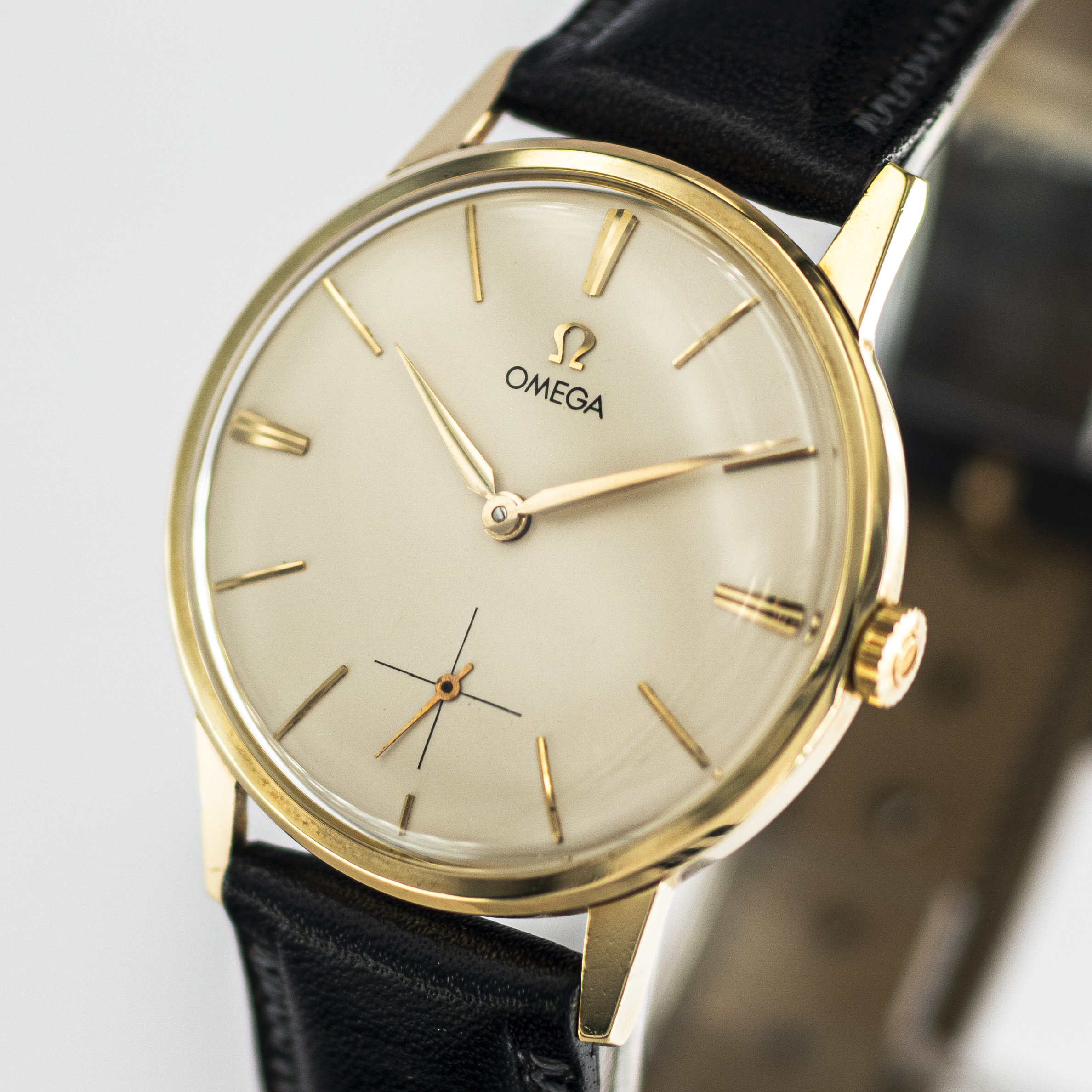 1190_marcels_watch_group_vintage_wristwatch_1962_omega_14715_14CT_goldwatch_27