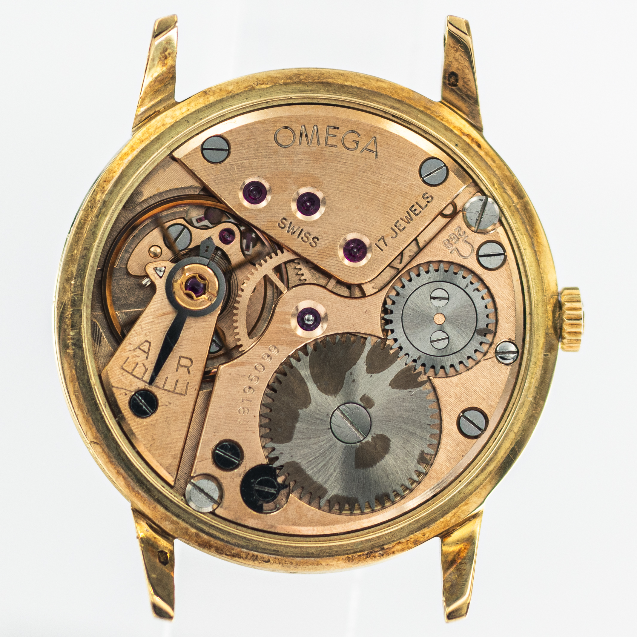 1190_marcels_watch_group_vintage_wristwatch_1962_omega_14715_14CT_goldwatch_48