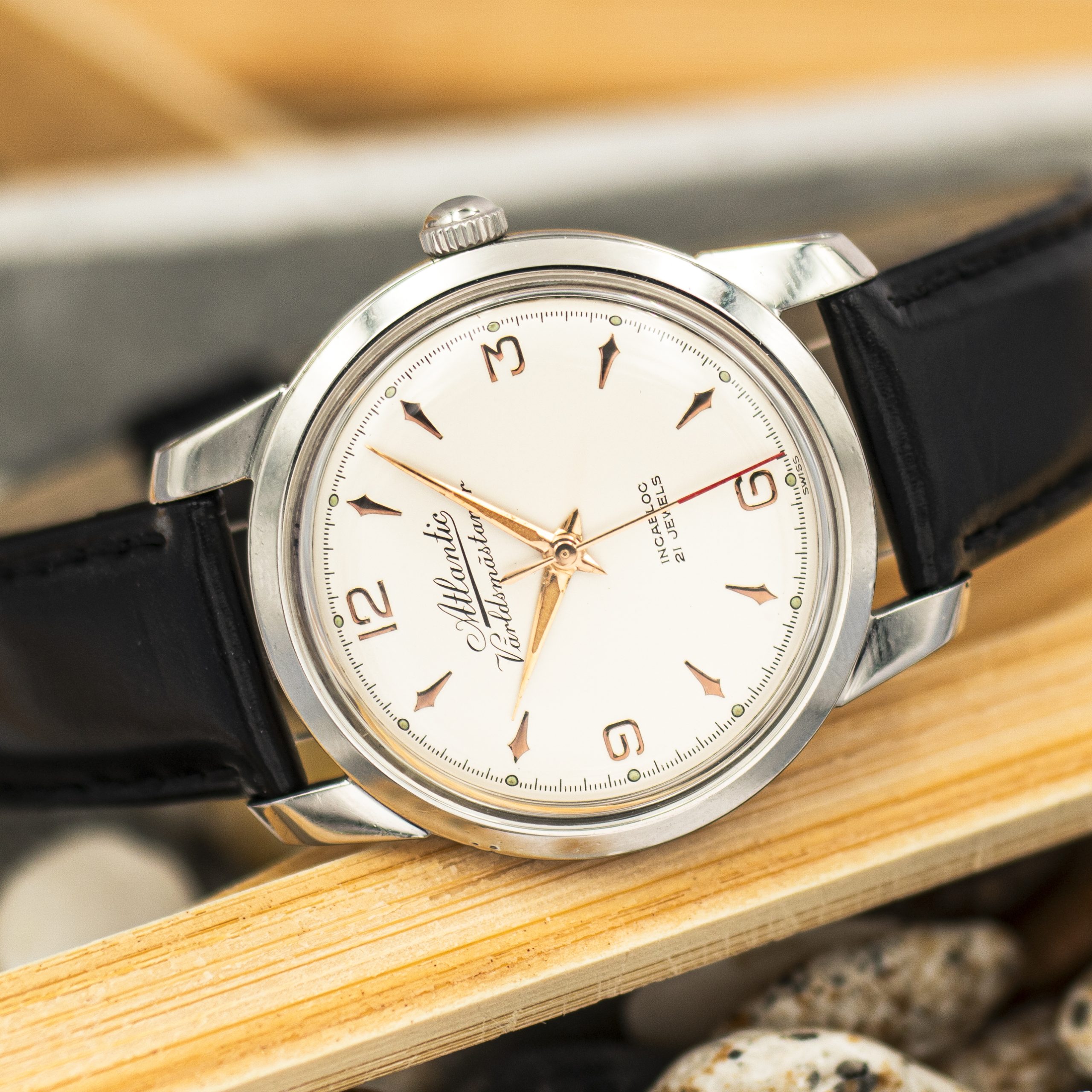 1195_marcels_watch_group_vintage_wristwatch_1960s_atlantic_varldsmastarur_24