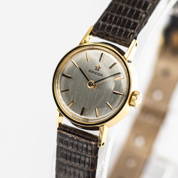 1209_marcels_watch_group_1963_vintage_ladies_wristwatch_18CT_omega_511.136_18