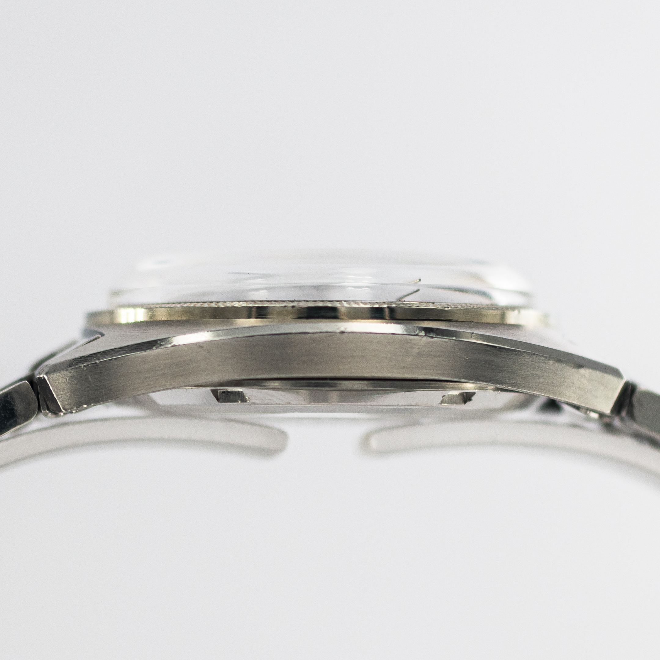 1210_marcels_watch_group_vintage_wristwatch_1970_omega_168.029_constellation_c