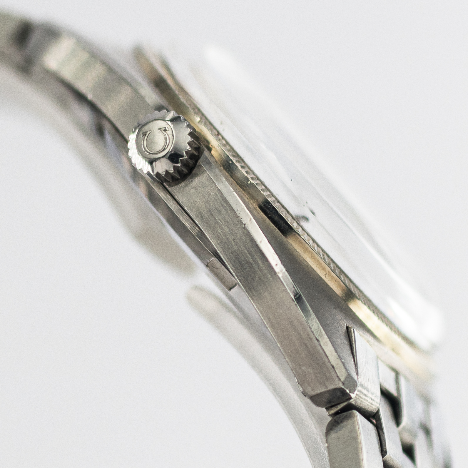 1210_marcels_watch_group_vintage_wristwatch_1970_omega_168.029_constellation_c