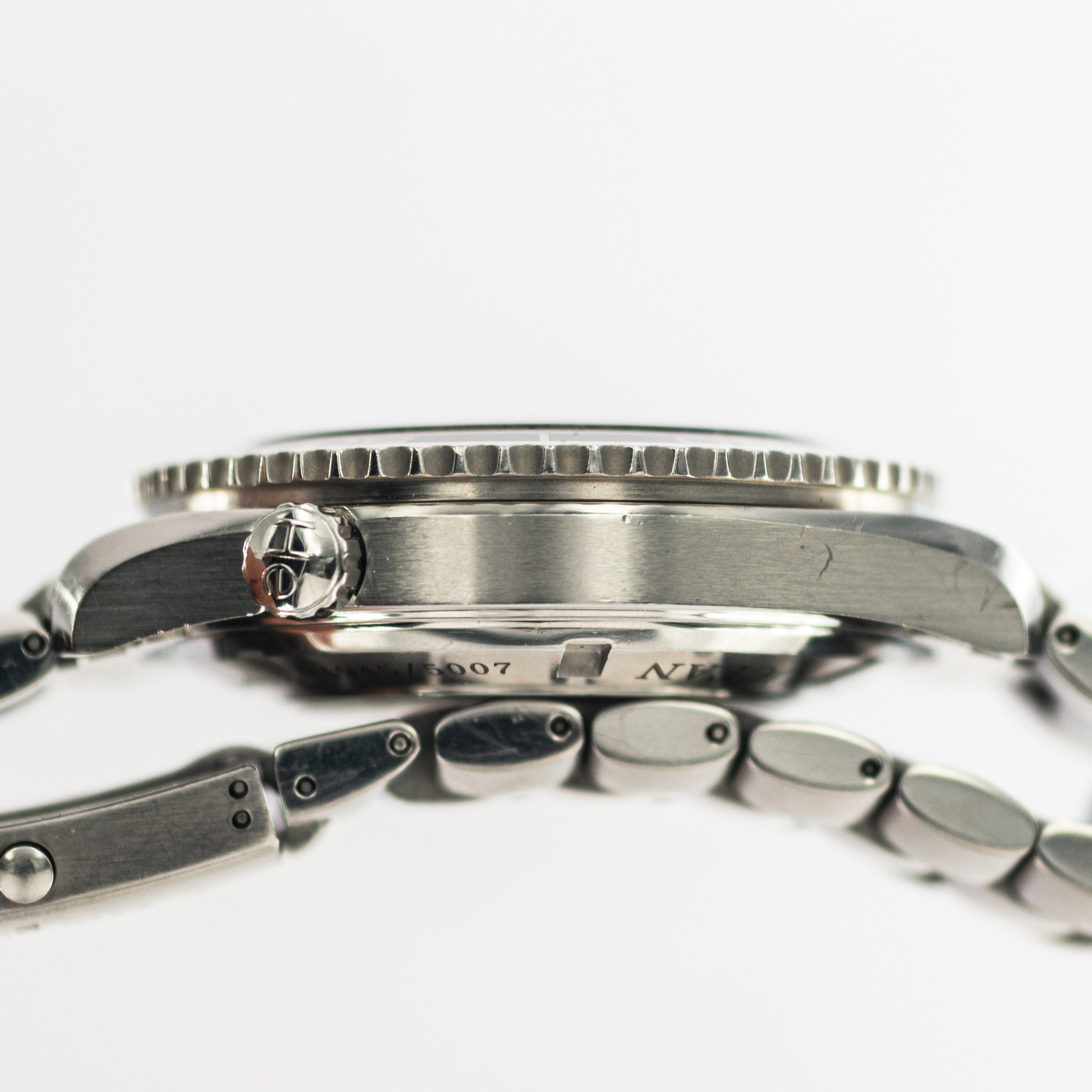 1212_marcels_watch_group_pre_owned_omega_222.30.46.20.01.001_planet_ocean_007_quantum_of_solace_24