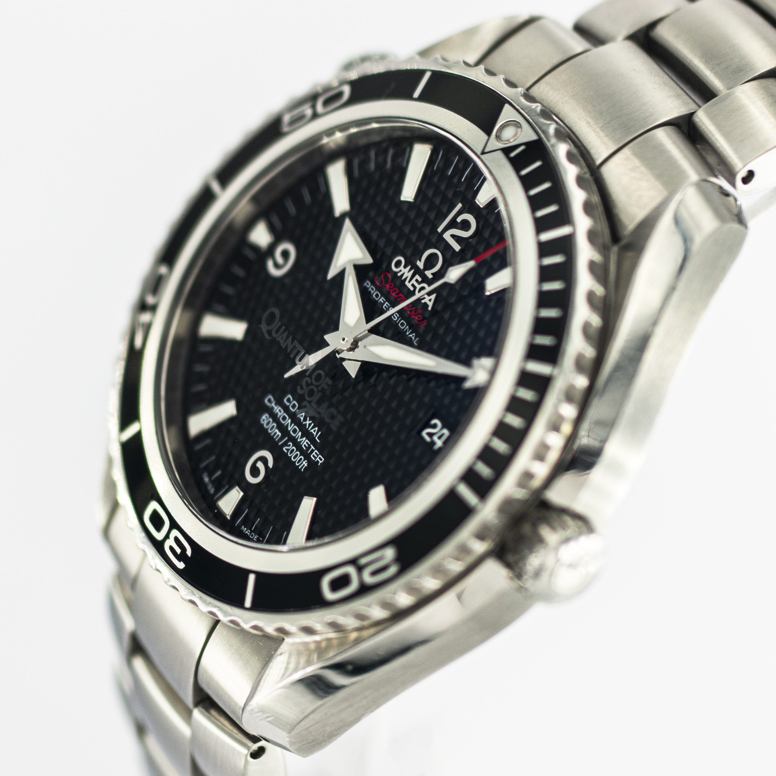 1212_marcels_watch_group_pre_owned_omega_222.30.46.20.01.001_planet_ocean_007_quantum_of_solace_27