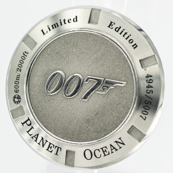 1212_marcels_watch_group_pre_owned_omega_222.30.46.20.01.001_planet_ocean_007_quantum_of_solace_40