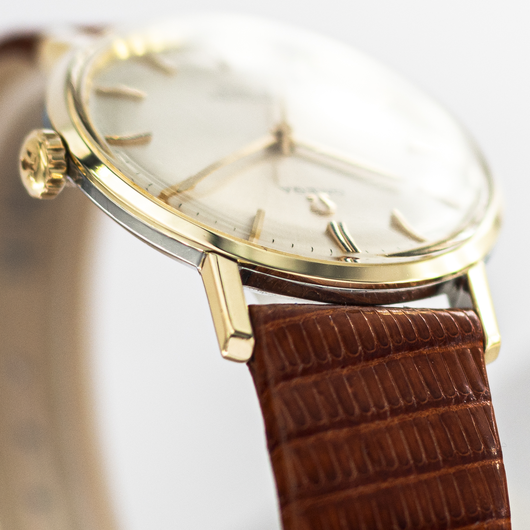 1214_marcels_watch_group_vintage_wristwatch_1963_omega_135.020_seamaster_de_ville_16