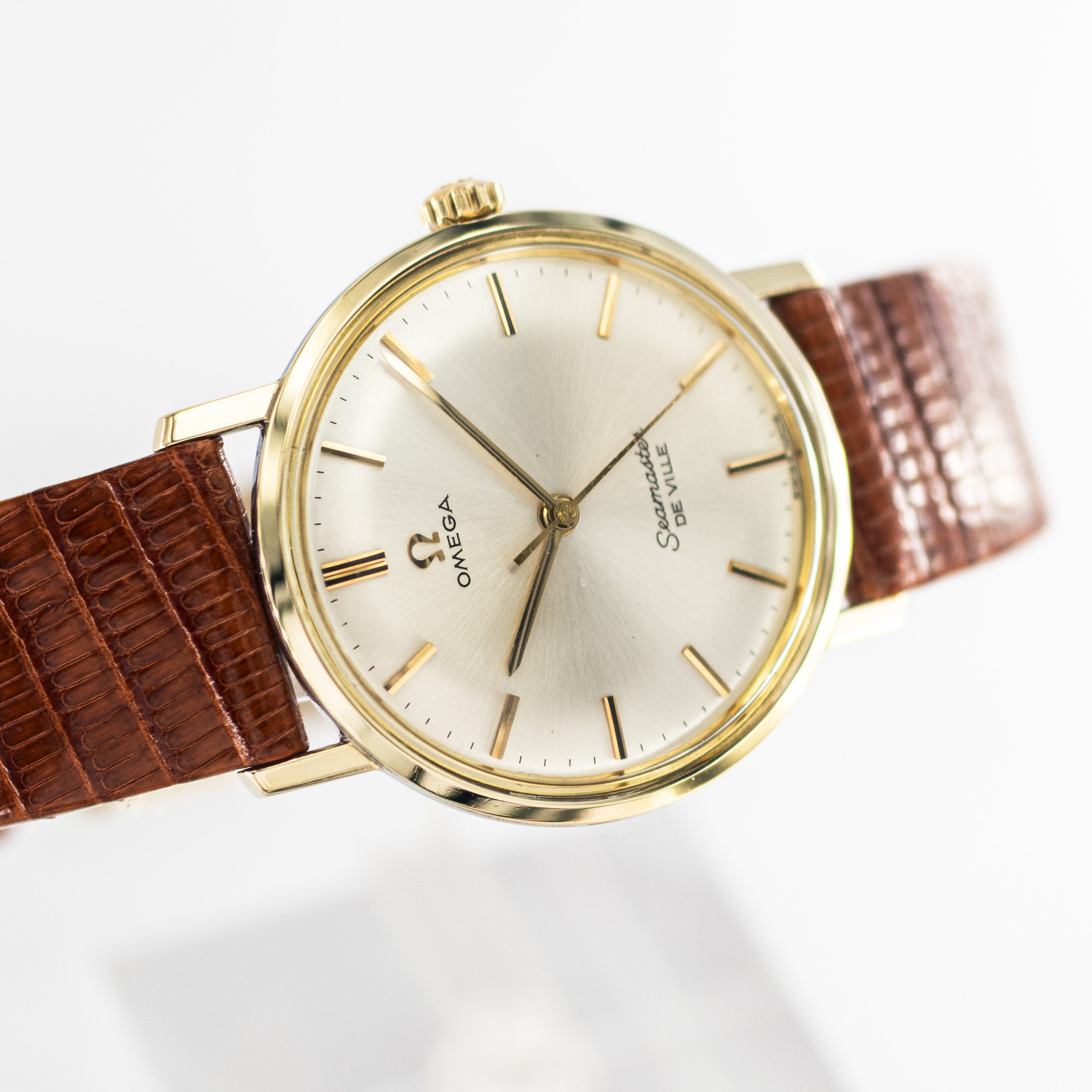 1214_marcels_watch_group_vintage_wristwatch_1963_omega_135.020_seamaster_de_ville_17