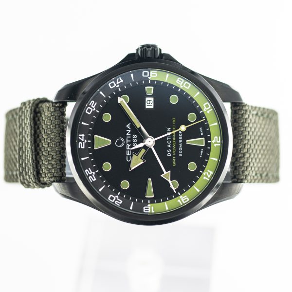 1226_marcels_watch_group_pre_owned_2023_certina_C032.429.38.051.00_ds_action_gmt_17