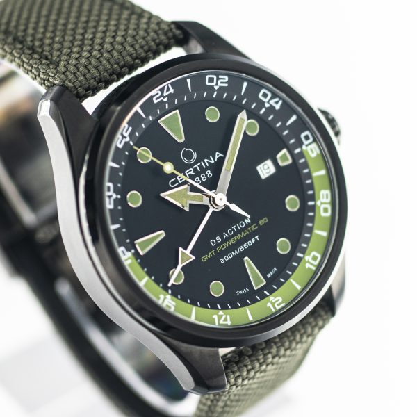 1226_marcels_watch_group_pre_owned_2023_certina_C032.429.38.051.00_ds_action_gmt_21