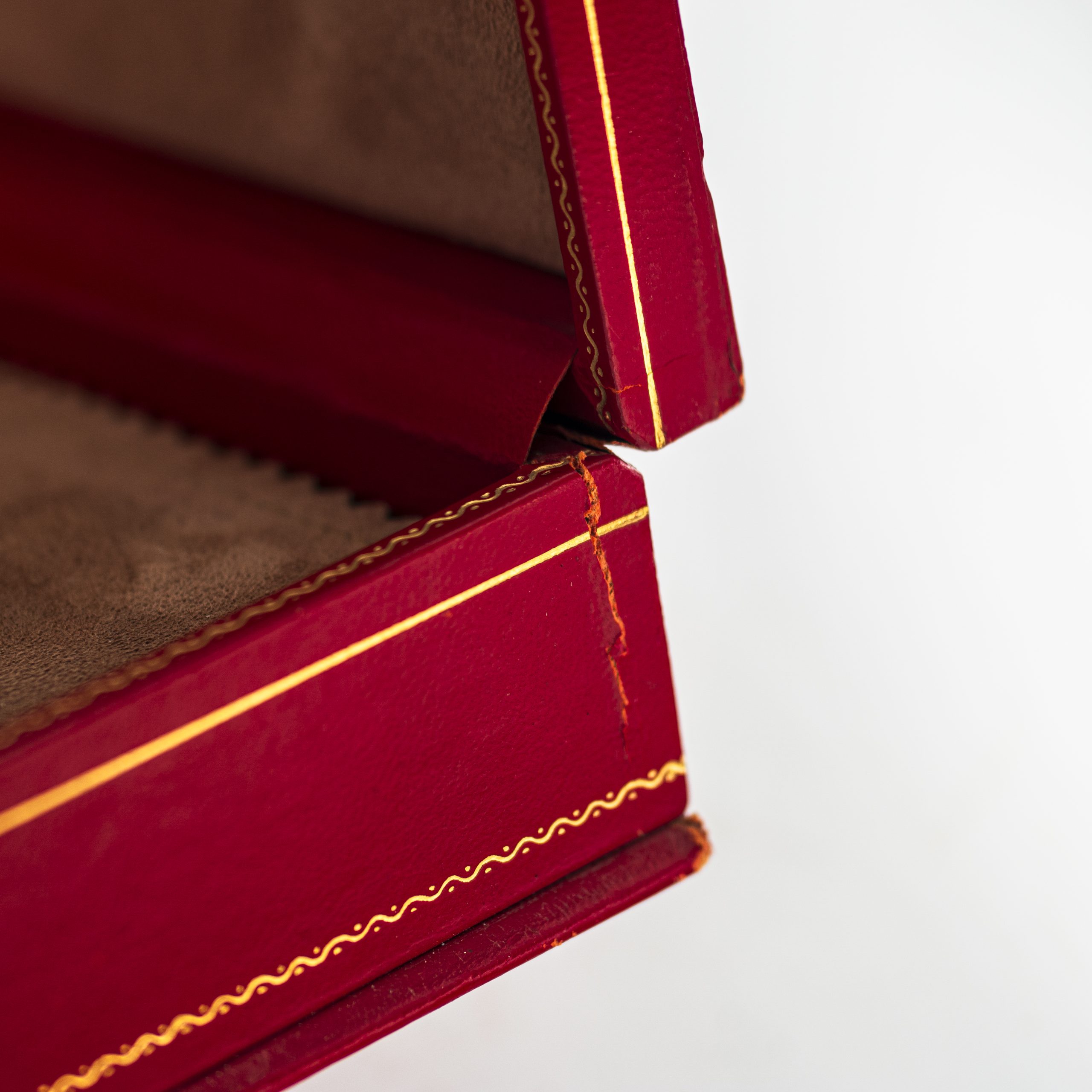 OMB013_marcels_watch_group_1950s_-1960s_vintage_omega_constellation_watchbox_08