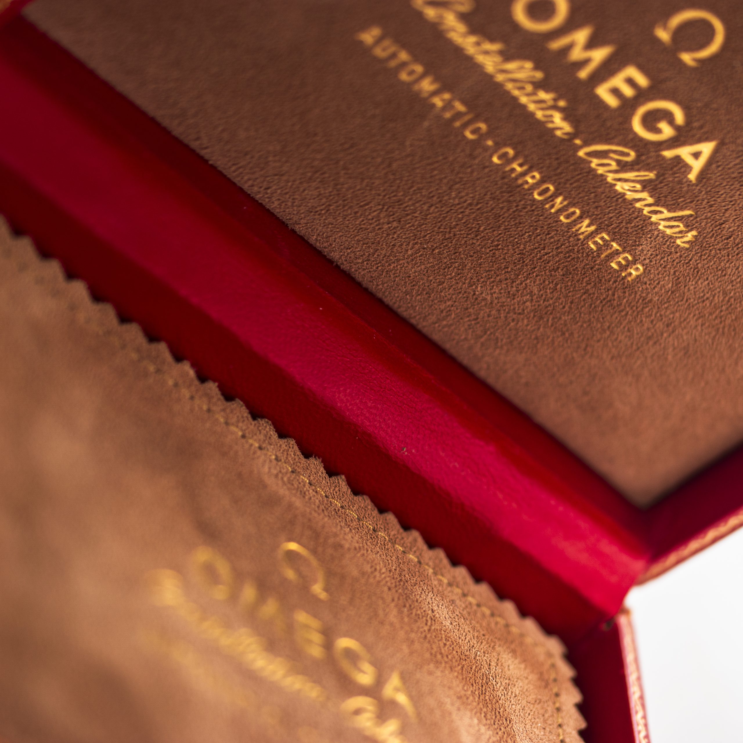 OMB013_marcels_watch_group_1950s_