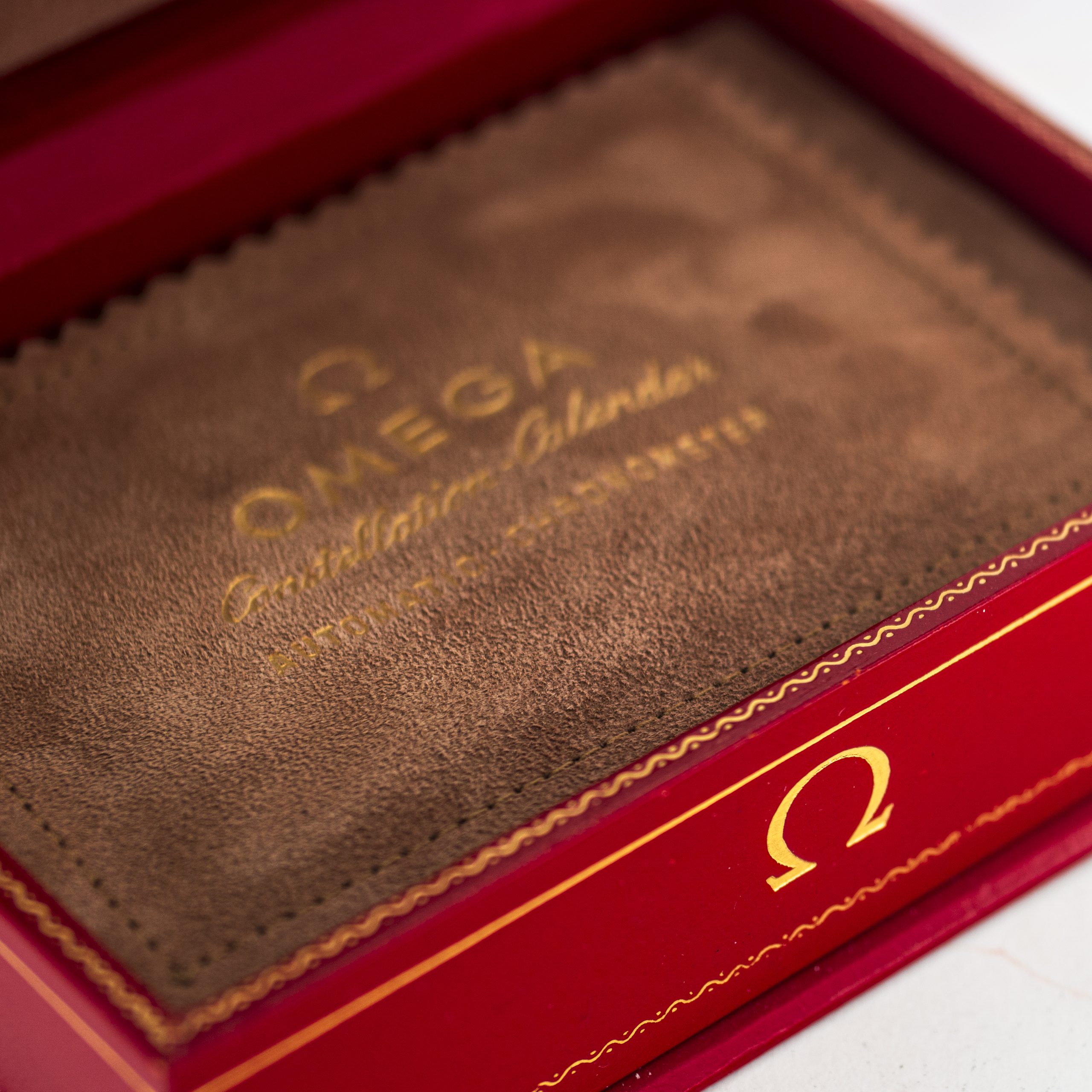 OMB013_marcels_watch_group_1950s_