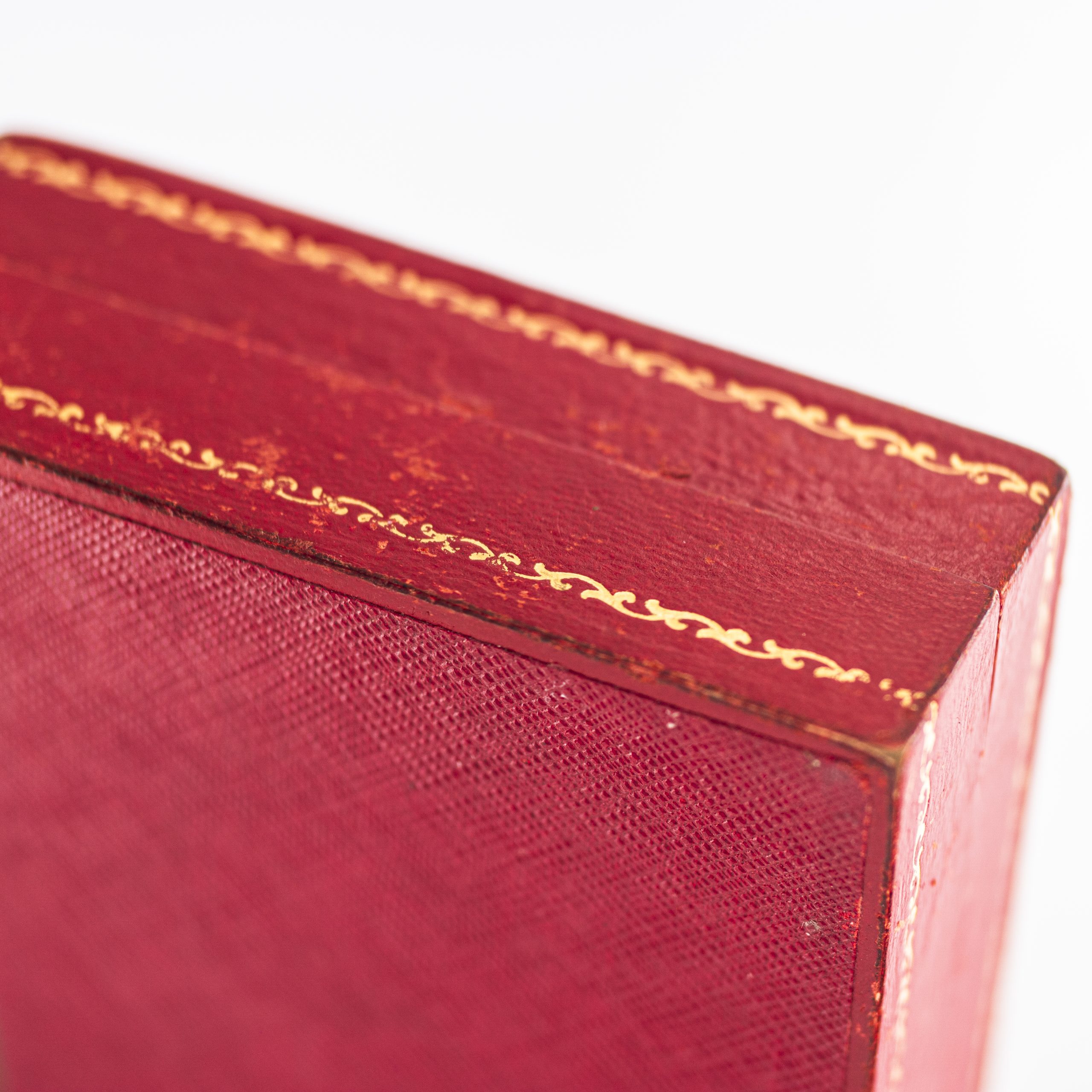 OMB014_marcels_watch_group_1950s_vintage_omega_watchbox_12