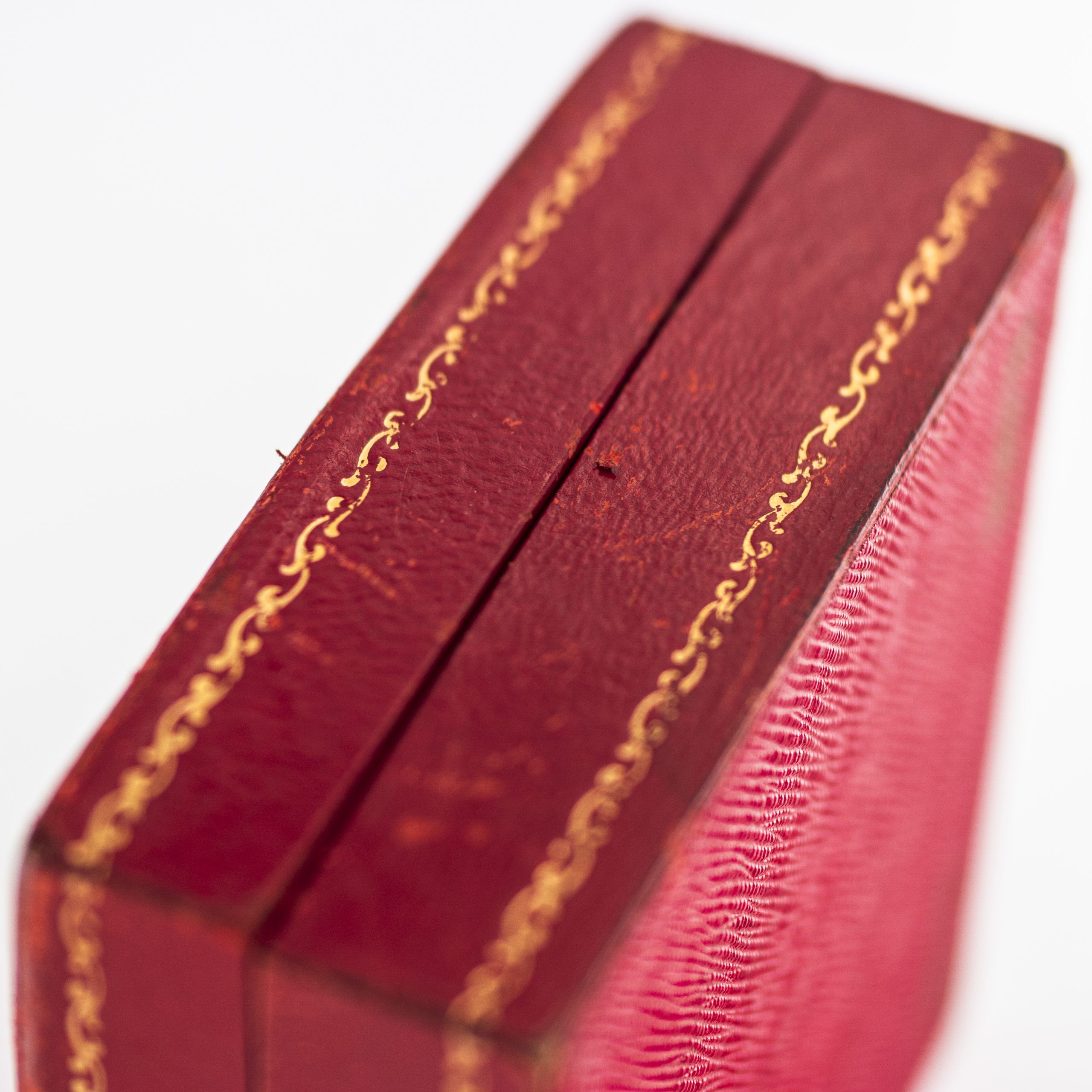 OMB014_marcels_watch_group_1950s_vintage_omega_watchbox_14