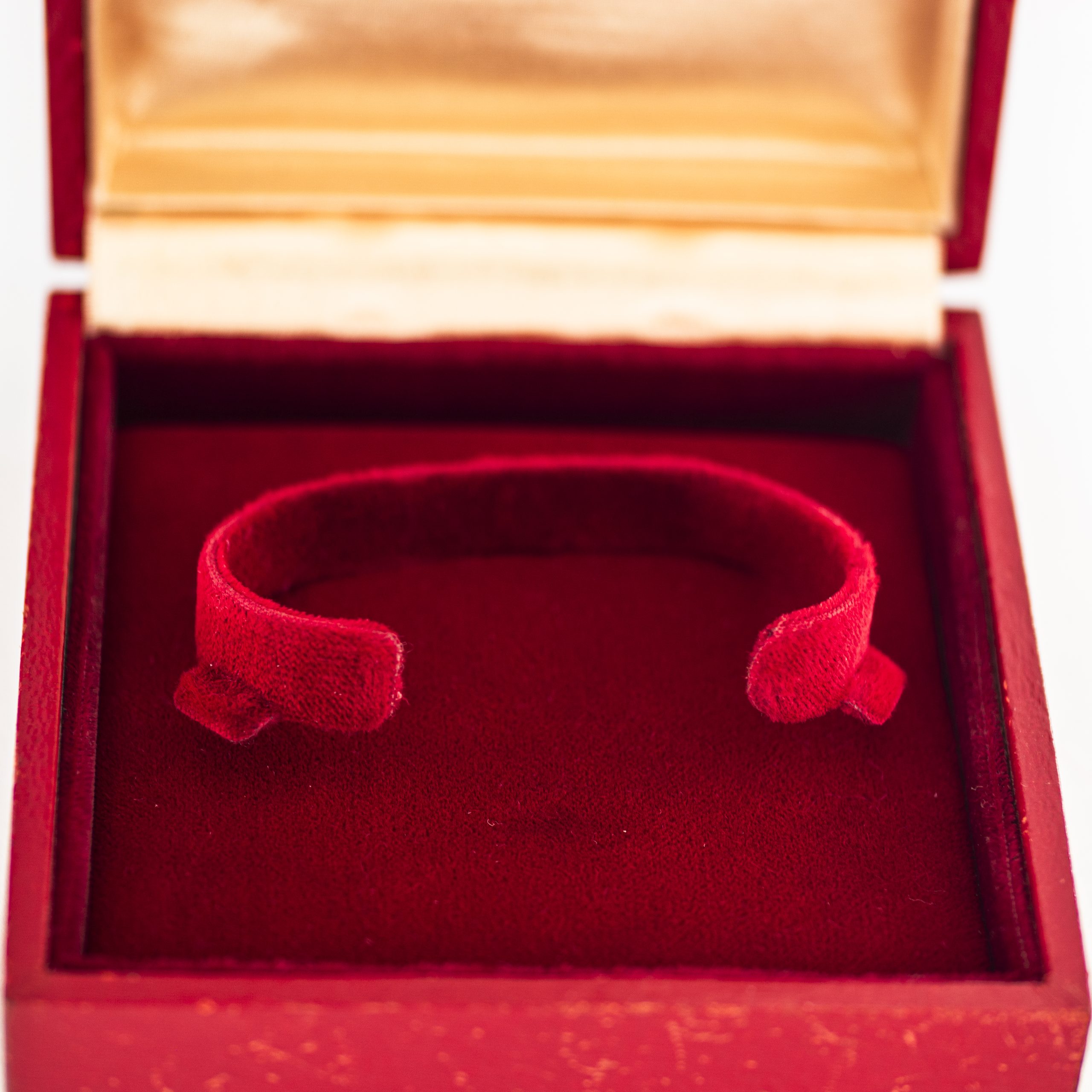 OMB014_marcels_watch_group_1950s_vintage_omega_watchbox_18