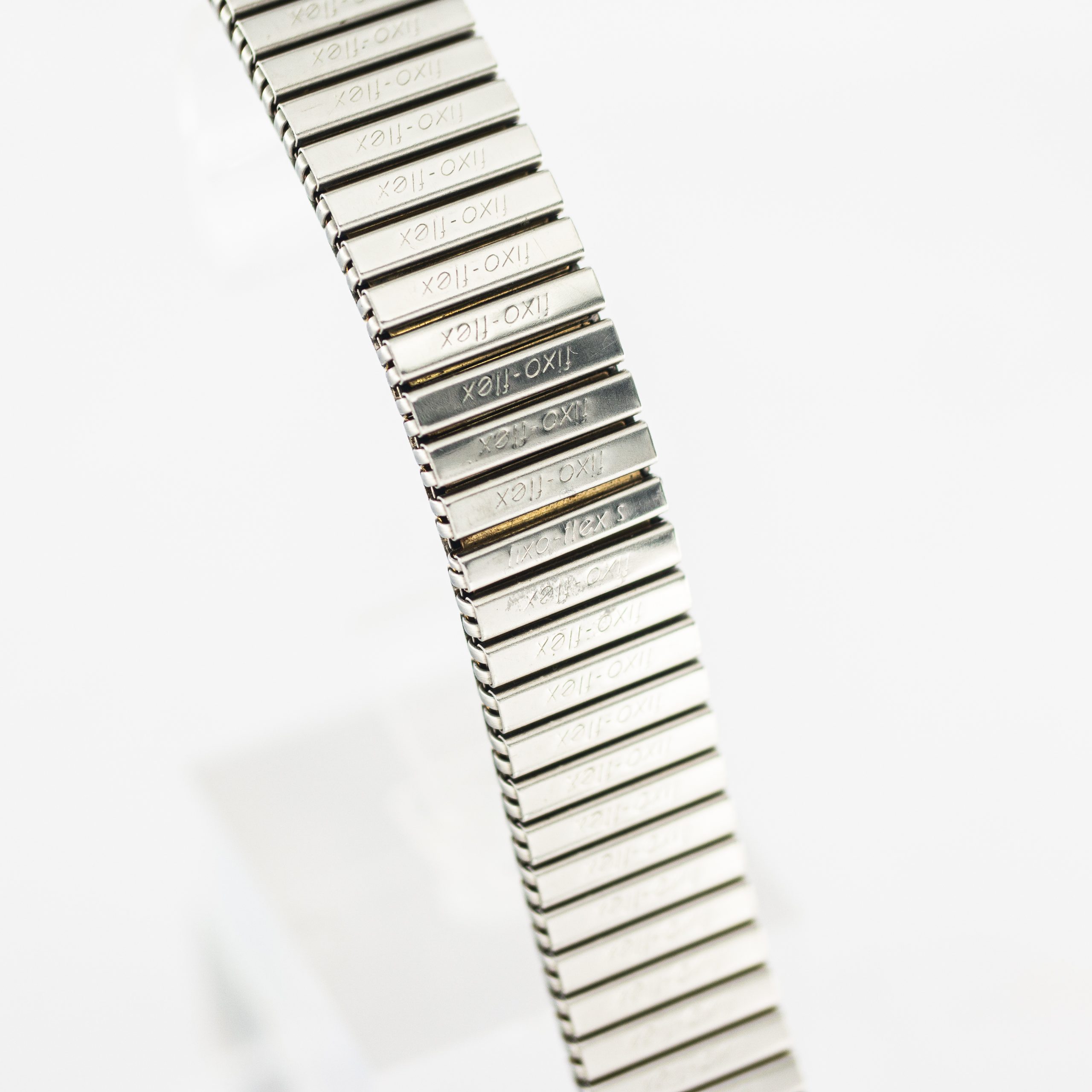 STR0044_marcels_watch_group_rowi_vintage_watch_bracelet_fixo