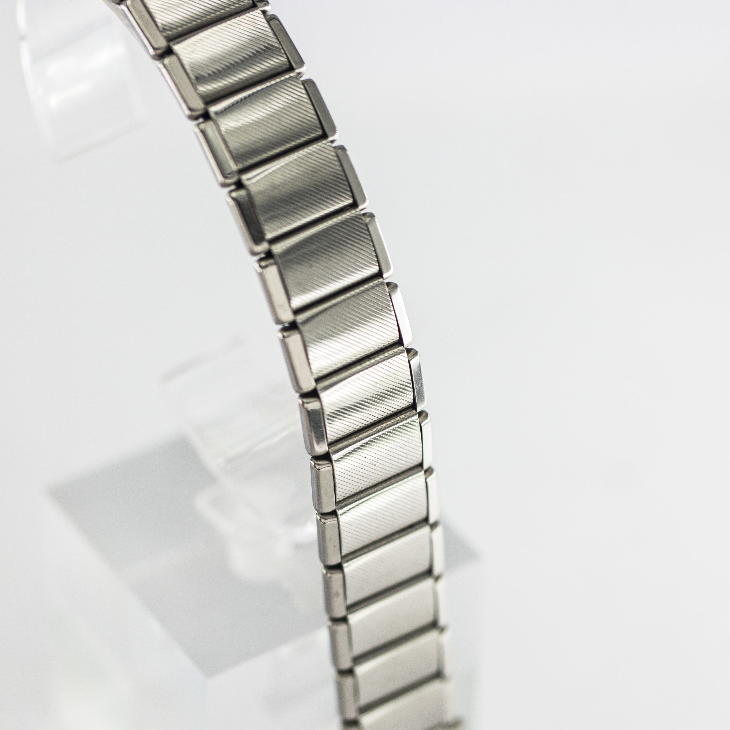 STR0057_marcels_watch_group_v_stainless_steel_flexi_bintage_watch_bracelet_03