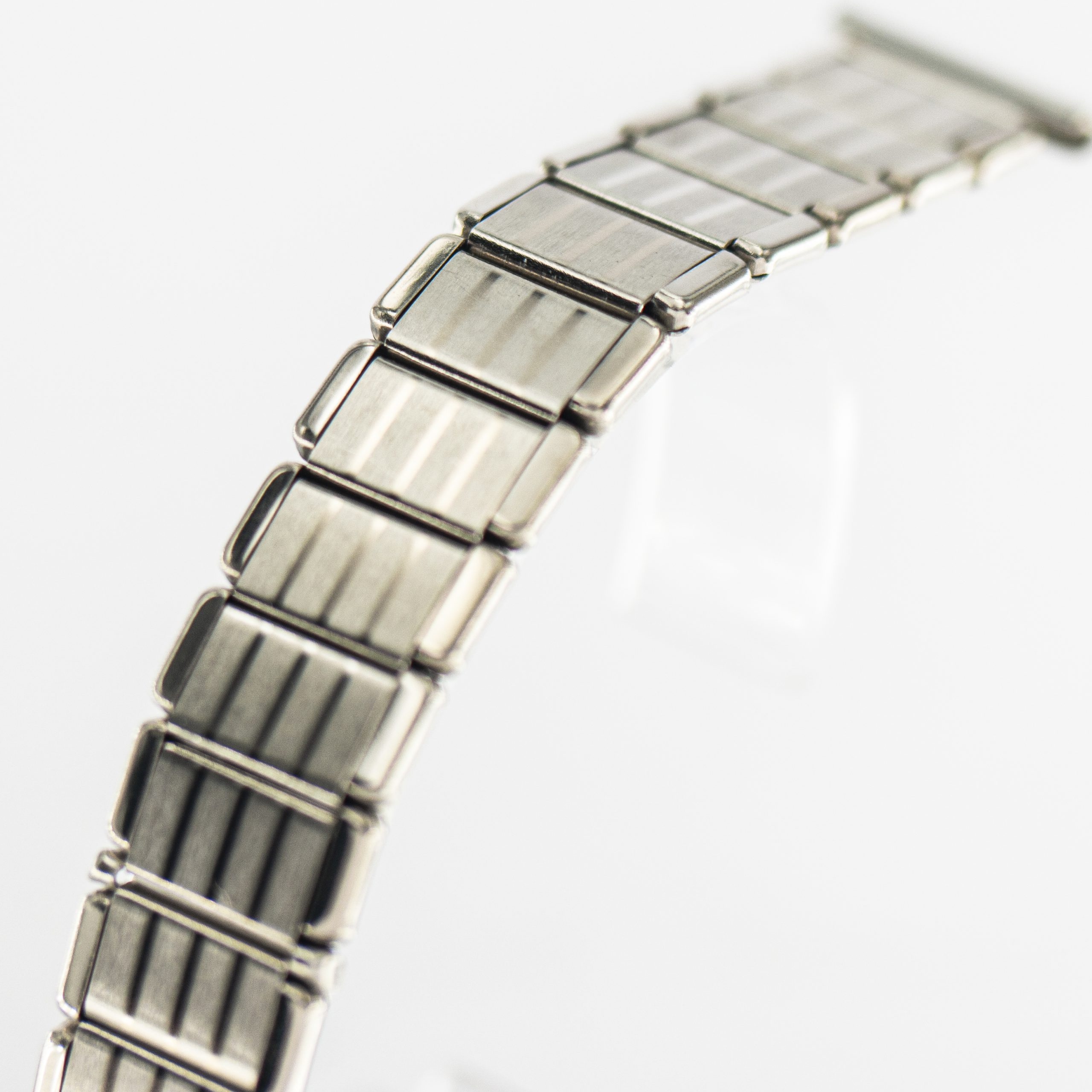 STR0062_marcels_watch_group_stainless_steel_flexi_vintage_watch_bracelet_04