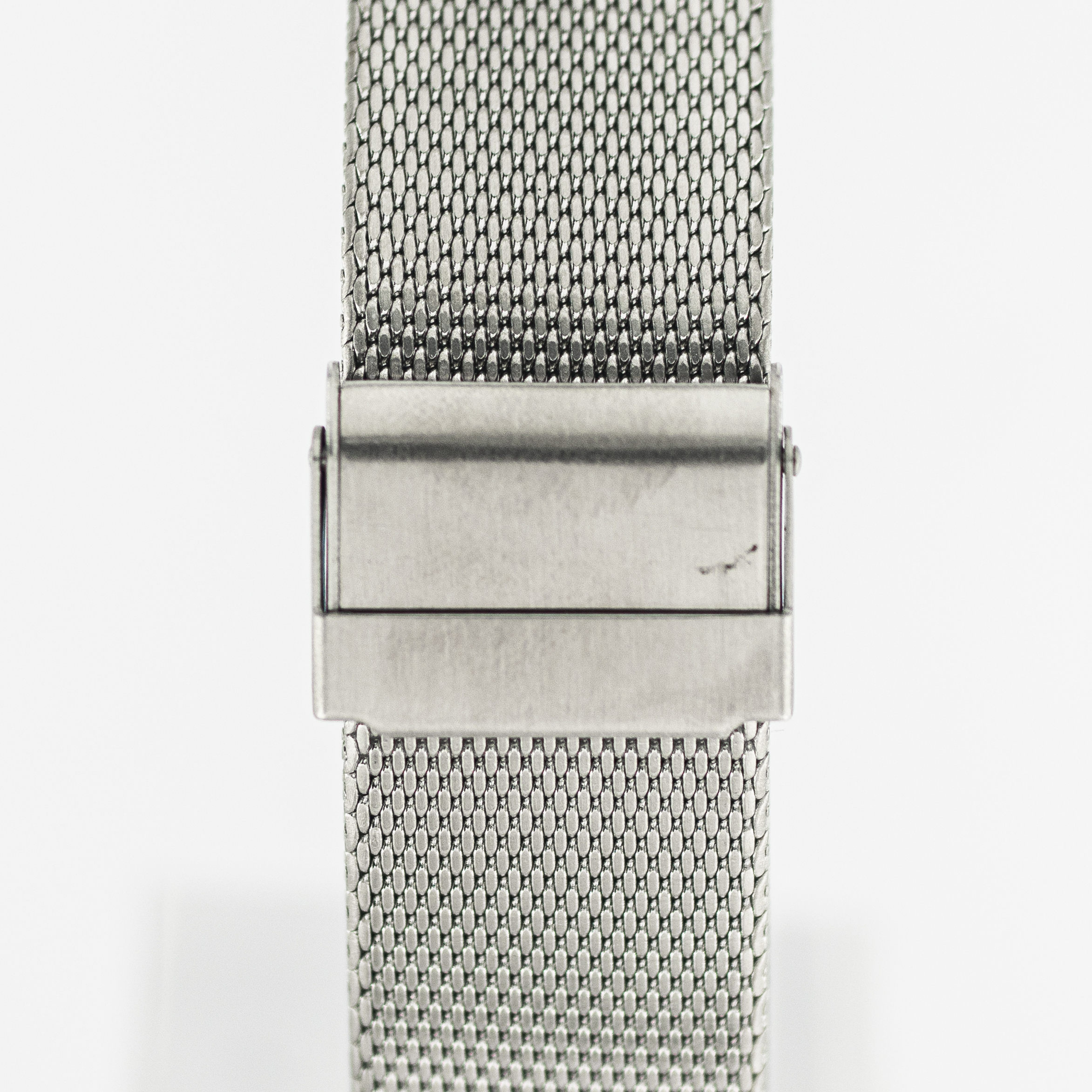 STR0080_marcels_watch_group_bear_vintage_stainless_steel_mesh_watch_bracelet_01