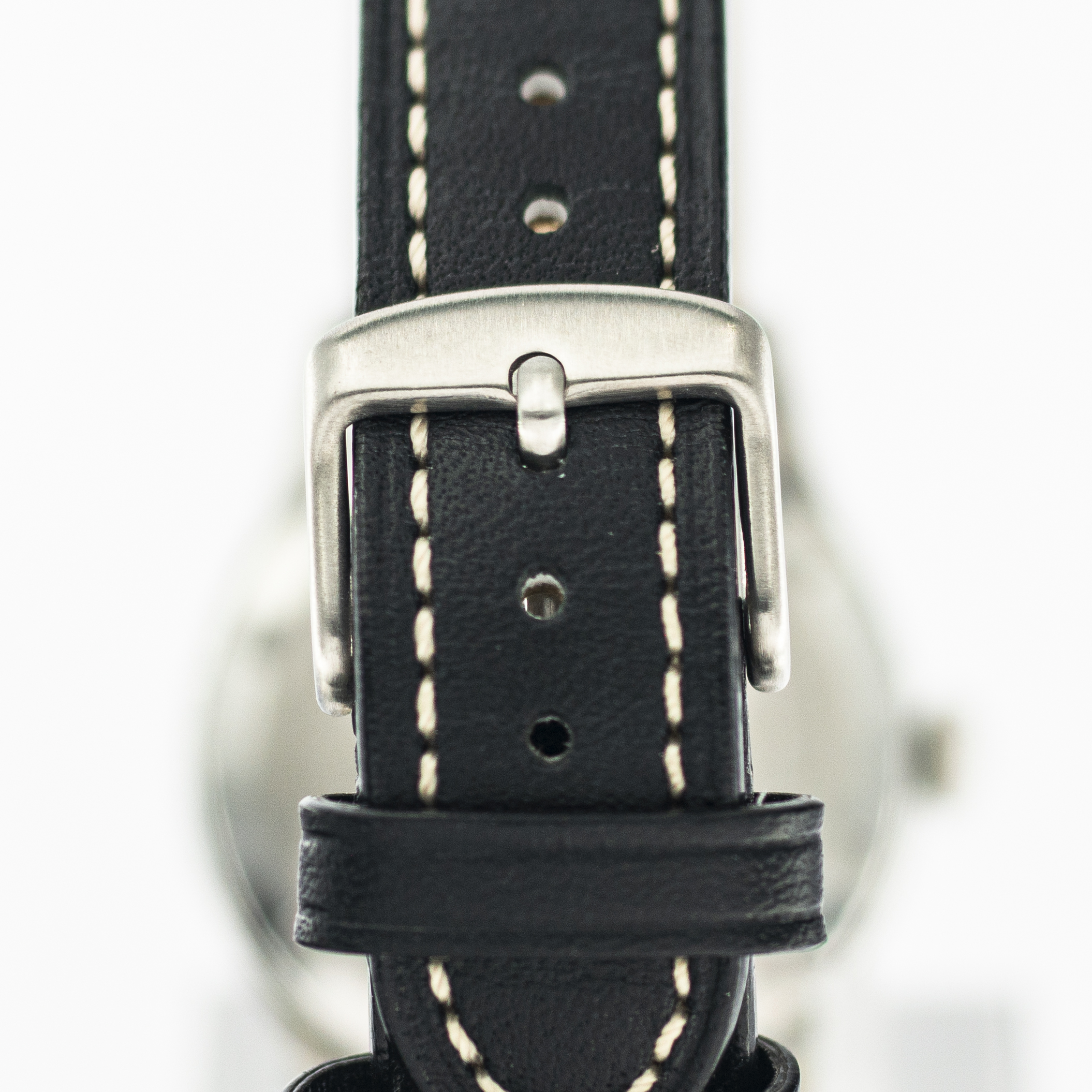 1230_marcels_watch_group_1944_vintage_watch_omega_2400_suveran_18