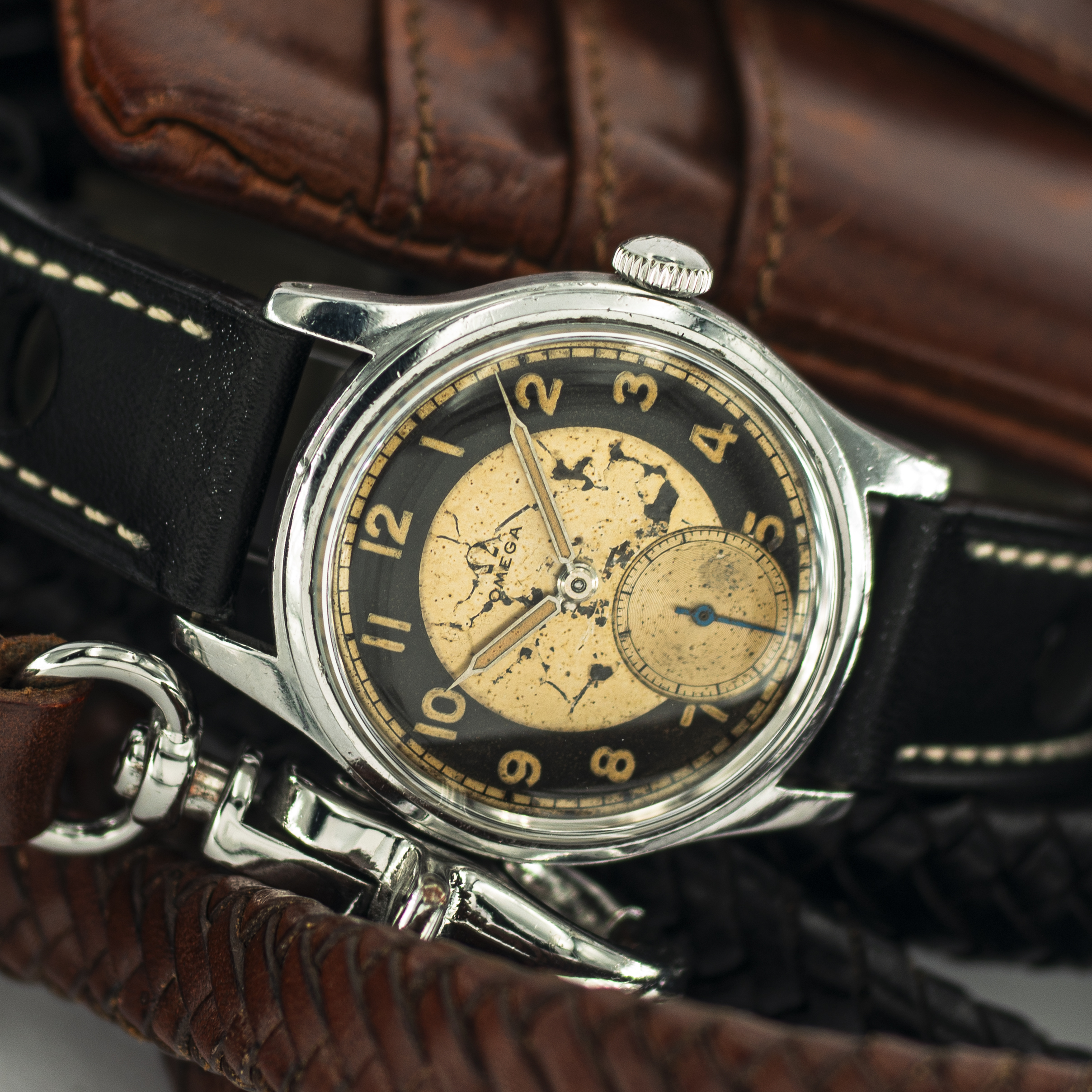 1230_marcels_watch_group_1944_vintage_watch_omega_2400_suveran_30