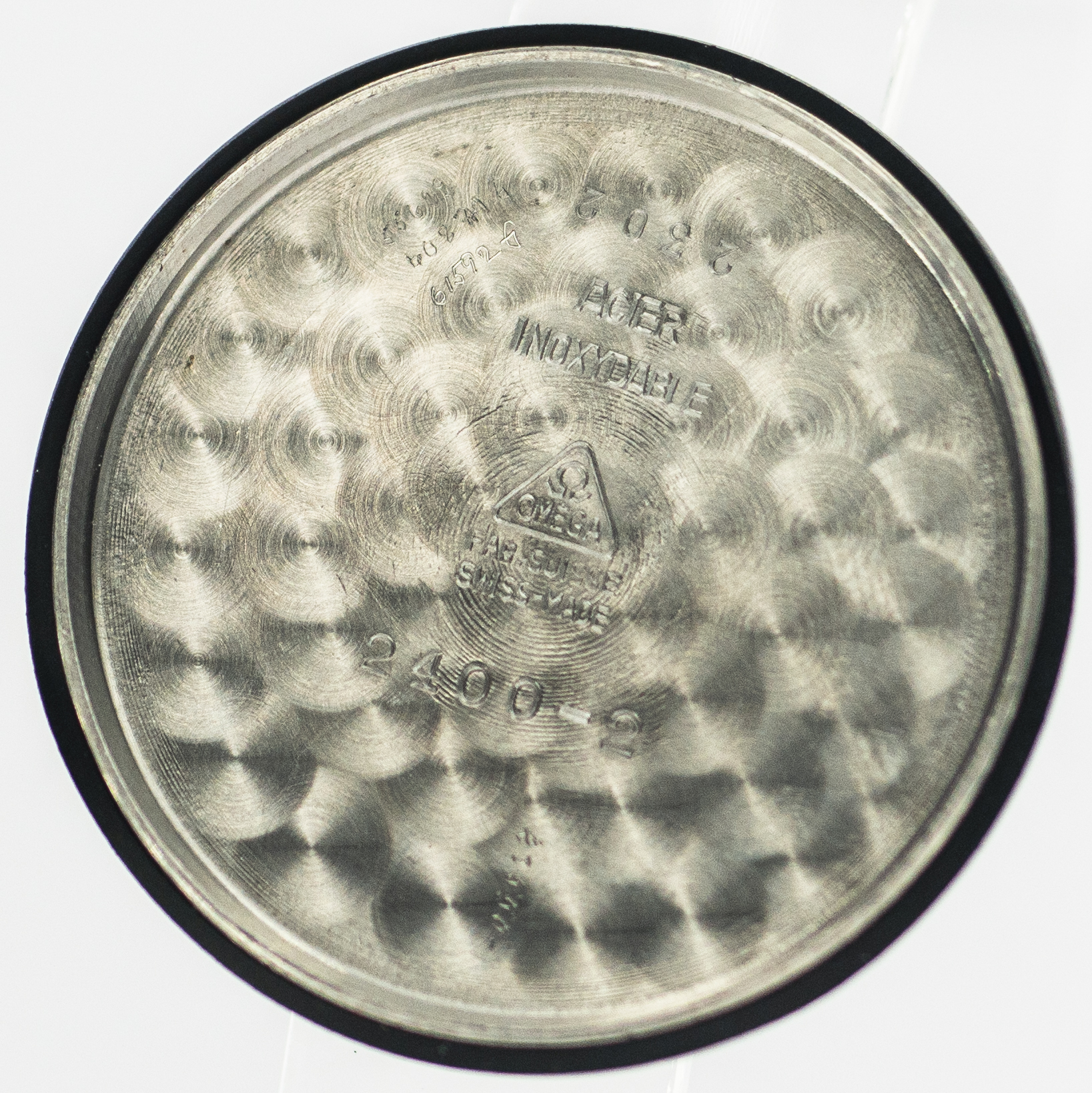 1230_marcels_watch_group_1944_vintage_watch_omega_2400_suveran_33