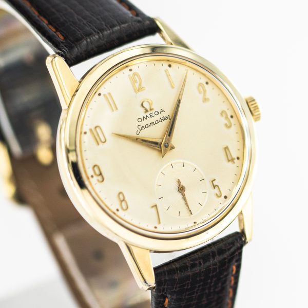 1250_marcels_watch_group_1961_vintage_watch_omega_14389_seamaster_dial_04
