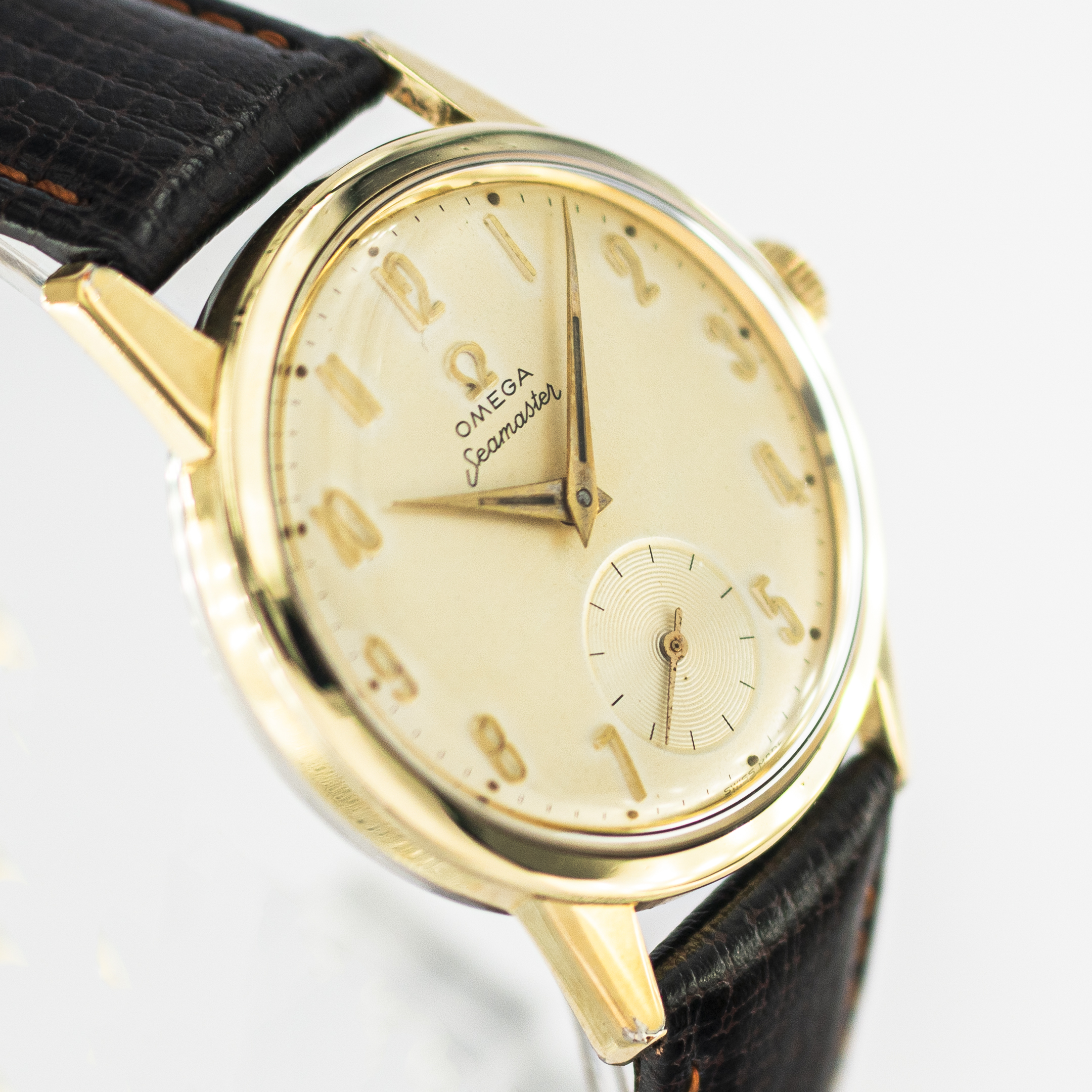 1250_marcels_watch_group_1961_vintage_watch_omega_14389_seamaster_dial_05