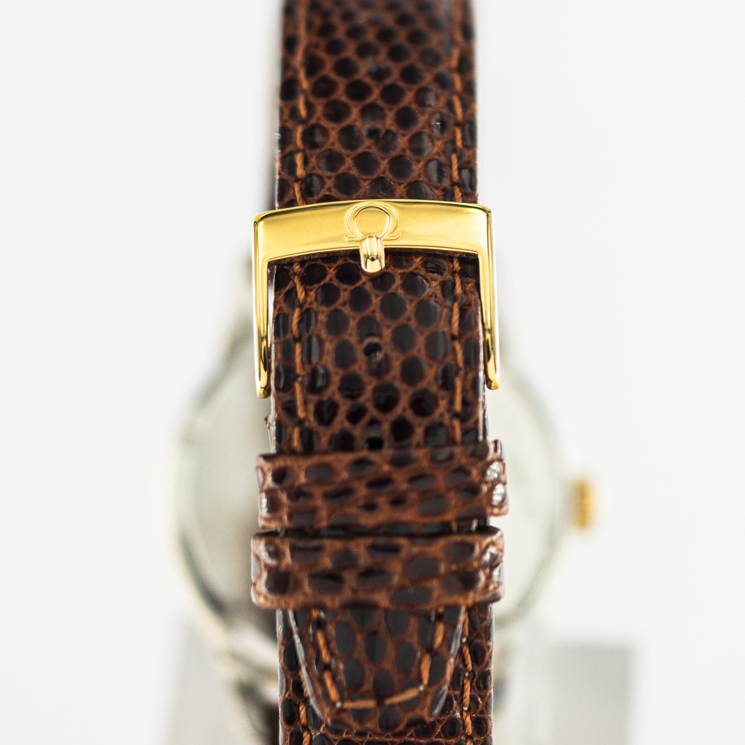 1260_marcels_watch_group_vintage_wristwatch_1960_omega_14389_seamaster_buckle_01