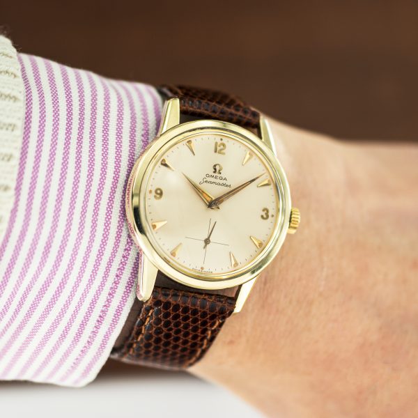 1260_marcels_watch_group_vintage_wristwatch_1960_omega_14389_seamaster_wristshot_01